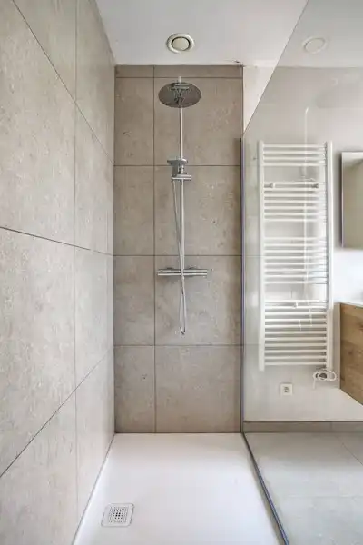 Prachtige, verrassend ruime nieuwbouwwoning met 3 slaapkamers én inpandige garage te koop in Dentergem! foto 14