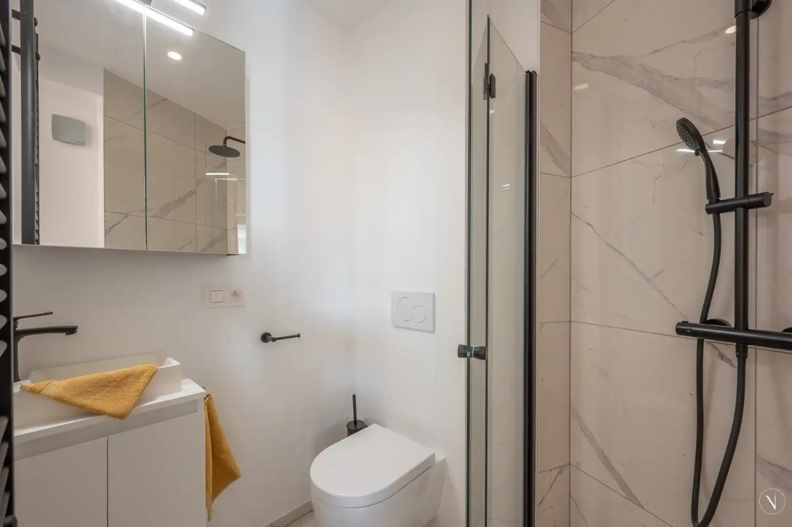 Gerenoveerd 2-slaapkamerappartement te koop – Van Bunnenlaan, Knokke foto 16