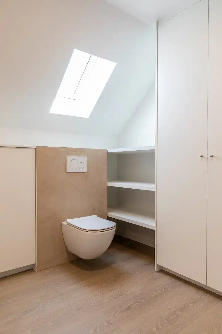 Vernieuwd duplexappartement met opslagruimte van 144 m² foto 9