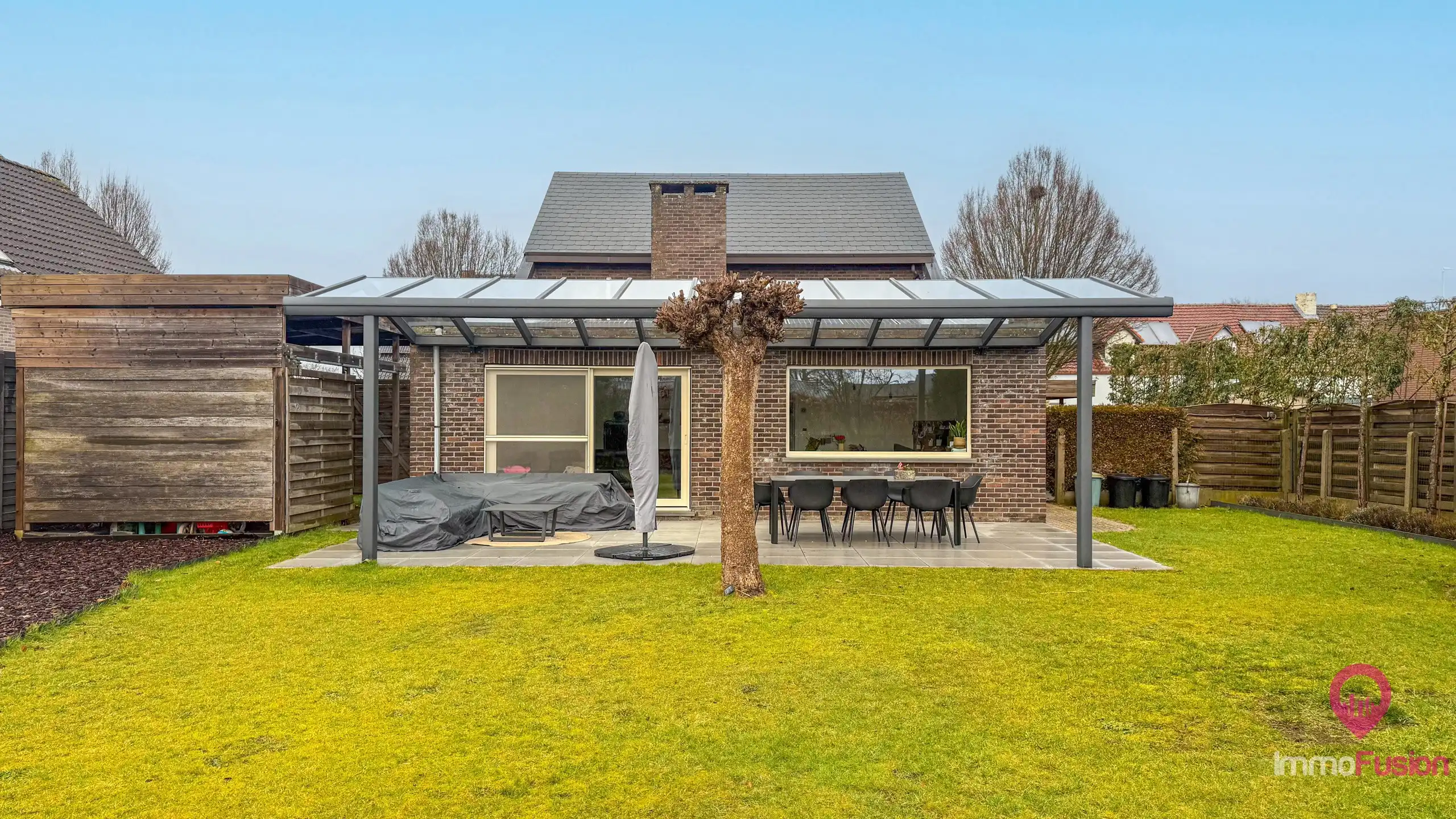 Ruime instapklare open bebouwing met 2 badkamers op 9a grond foto 44