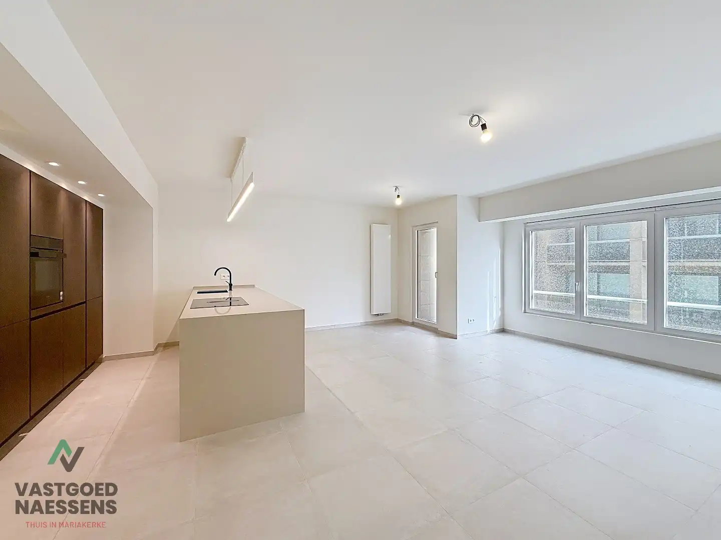 SCHITTEREND VERNIEUWD 2 SLPK APP MET ZIJDELINGS ZICHT OP ZEE foto 20