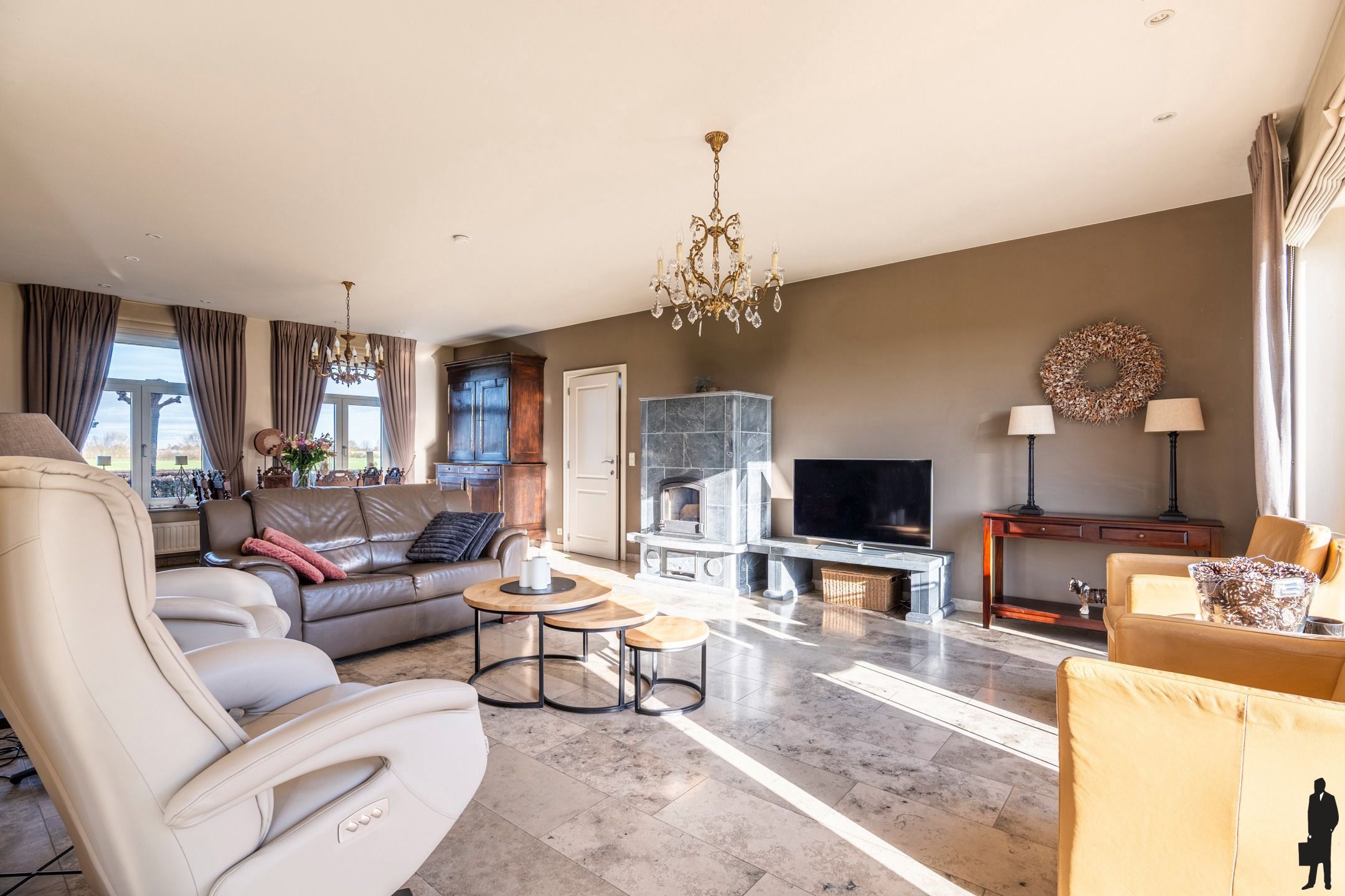 Landelijk gelegen woning in Minderhout op ca 9.000 m² grond foto 18