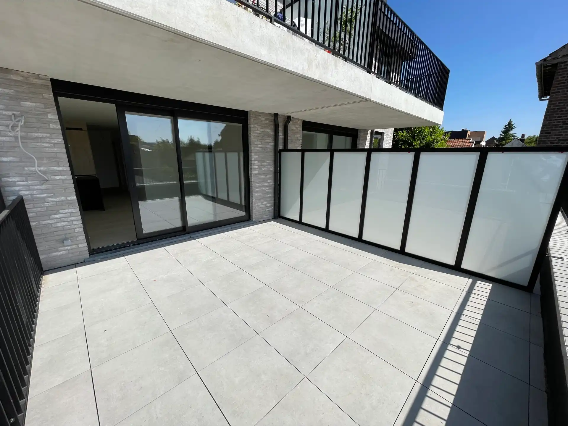 Recent appartement met 1 slaapkamer en groot terras foto 7