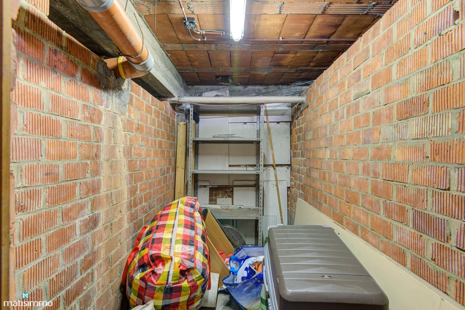 APPARTEMENT MET 2 SLAAPKAMERS EN PARKEERPLAATS NABIJ CENTRUM GENK foto 23