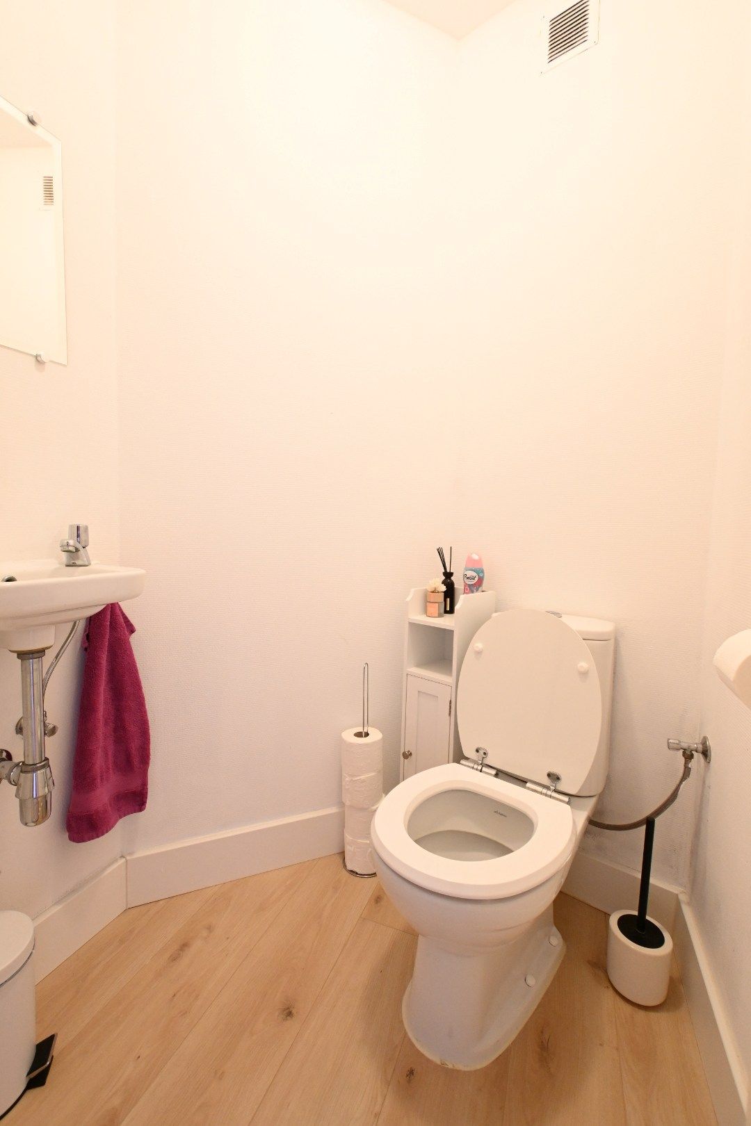 Knap en ruim appartement met 2 slaapkamers in het centrum van Lanaken foto 18