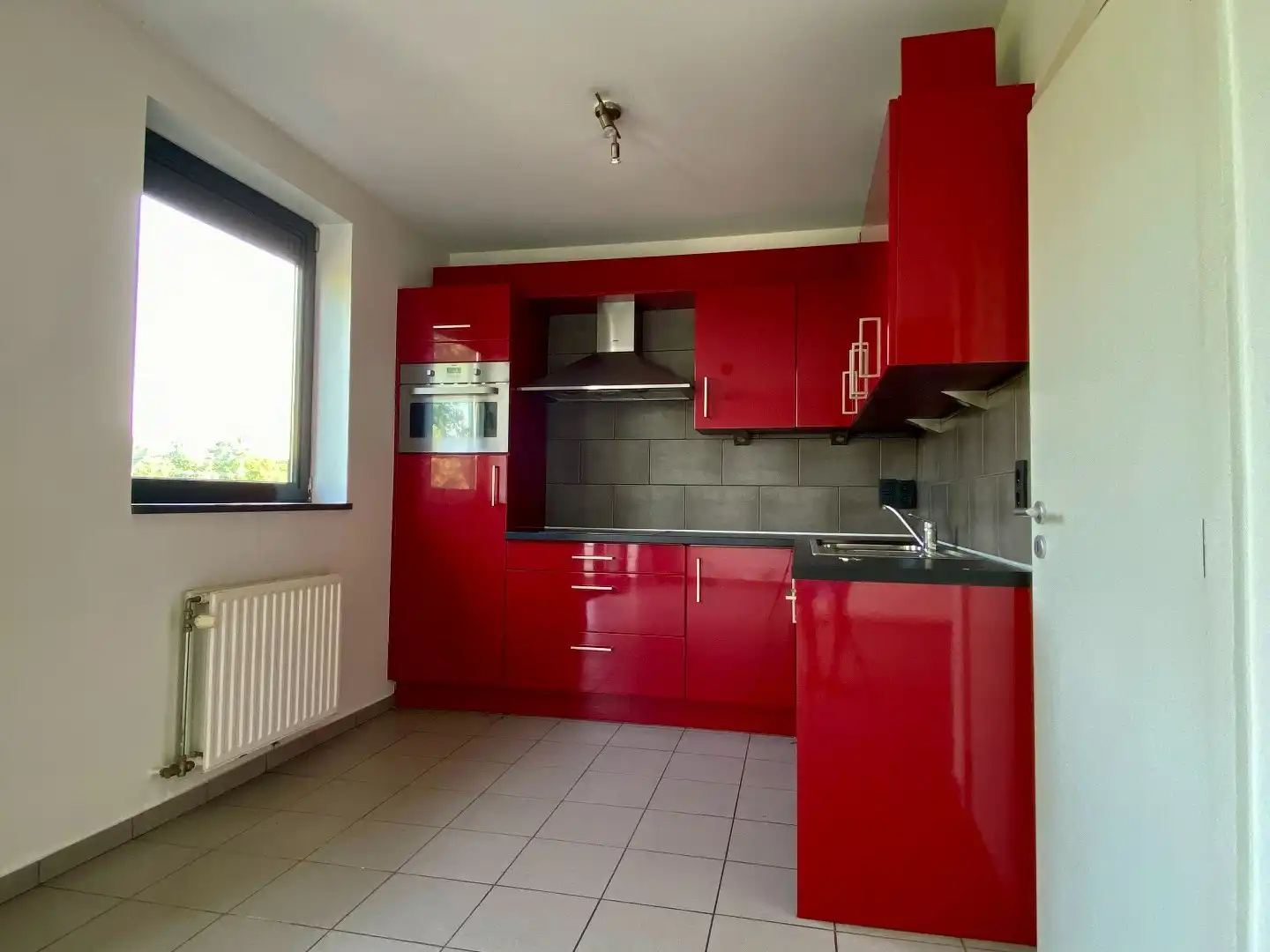 Duplex appartement te koop in Sint-Kruis op 3de verdieping!  foto 4