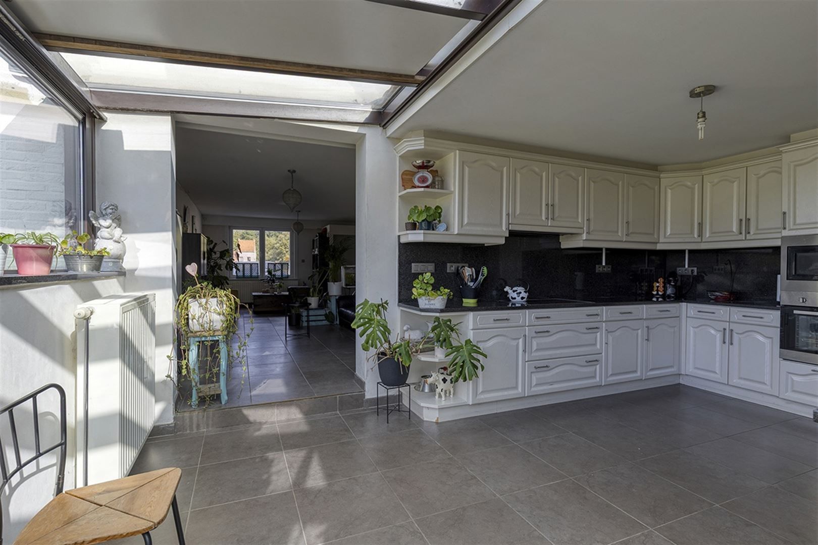 Zeer ruime gezinswoning op toplocatie ! foto 7