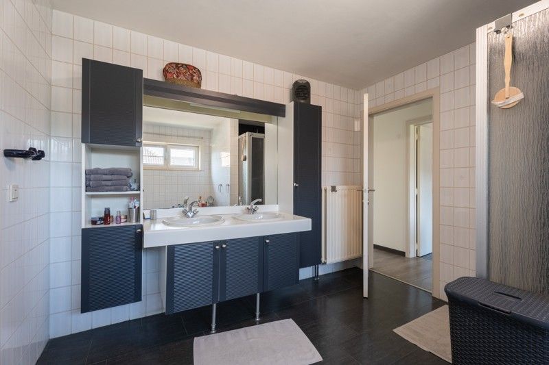 Energiezuinige woonhuis met 3 slaapkamers op een perceel van 6 a en 15 ca. foto 42