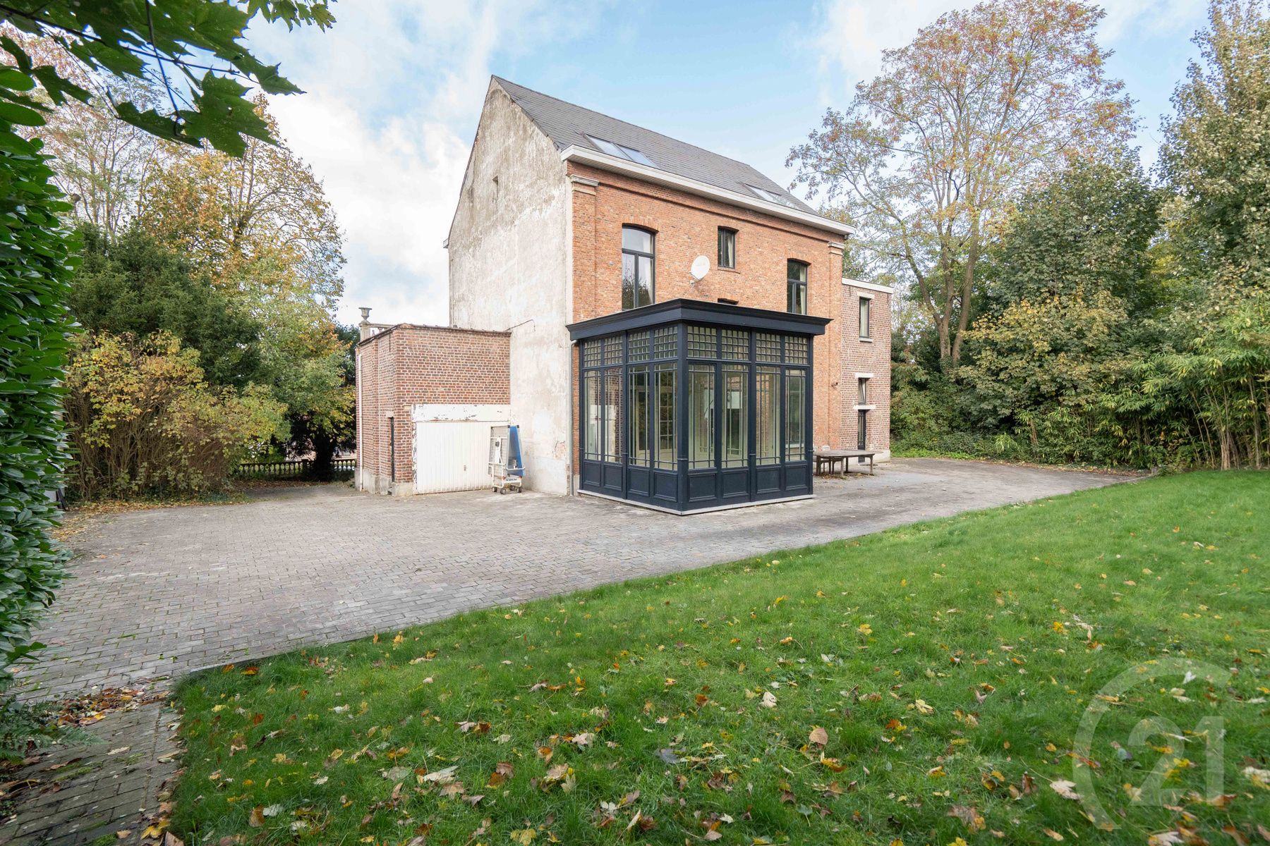 Elegante herenwoning met 6–7 slaapkamers foto 24