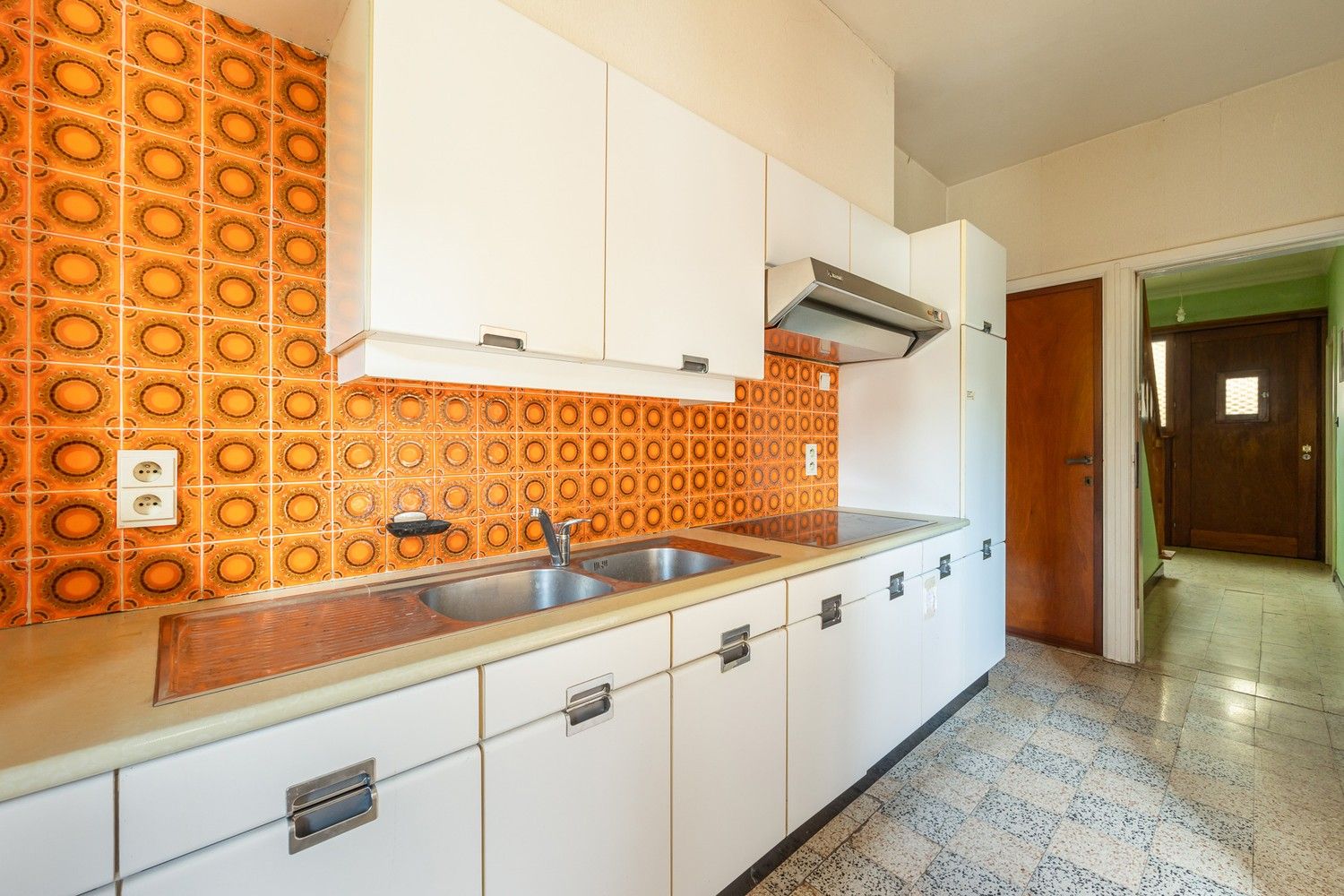 VERKOCHT Te renoveren halfopen bebouwing met zuidwestgerichte tuin in Hoogboom (Kapellen) foto 7