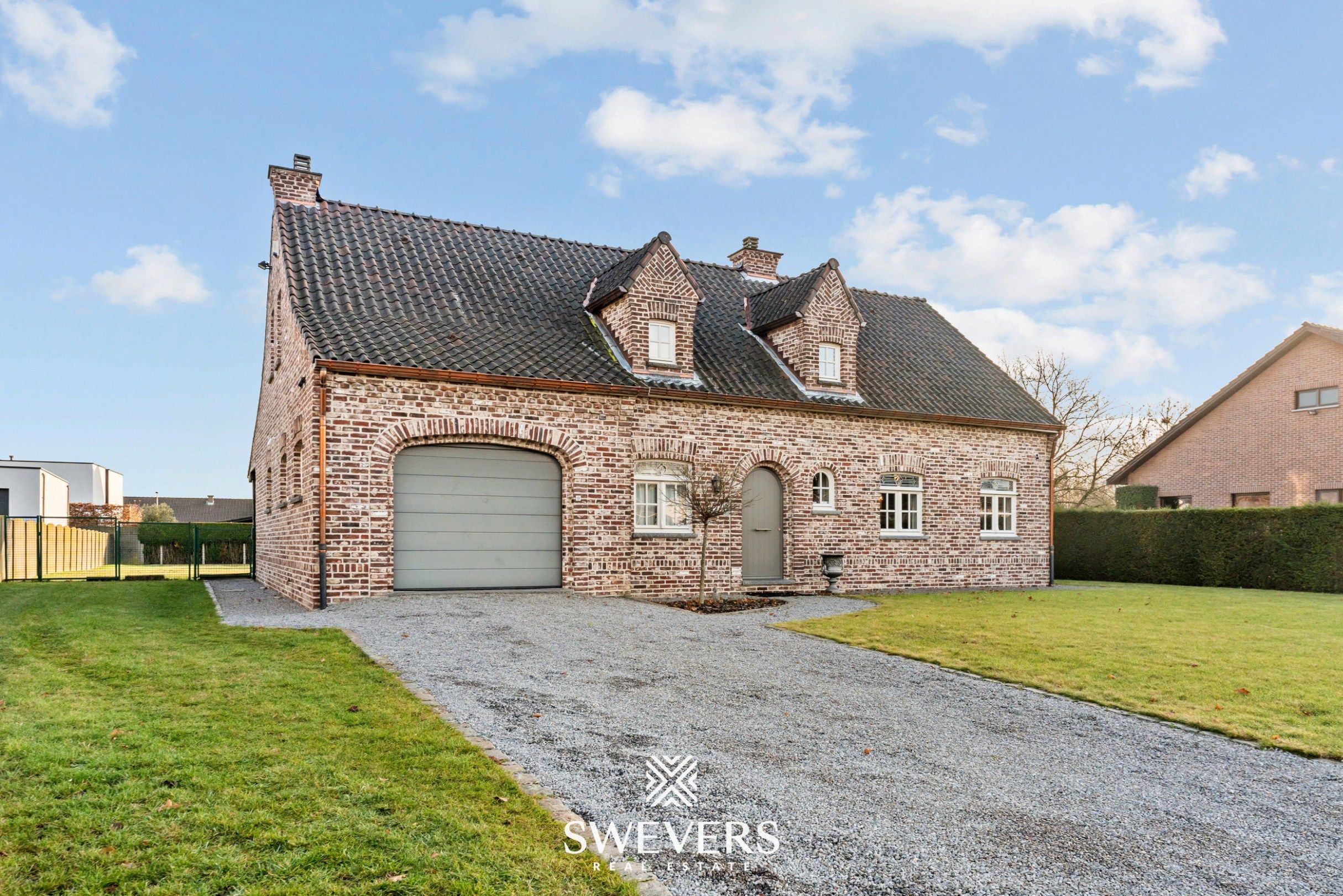 Ruime open bebouwing met 4 slaapkamers en zonnige tuin in Houthalen foto 35