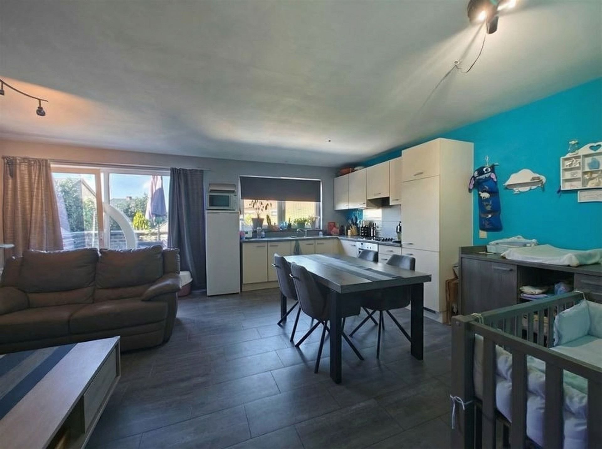 éénslaapkamerappertement met parking + berging in de kelder  foto 4