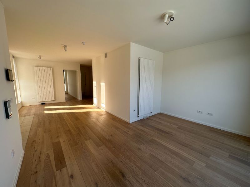 Instapklare assistentiewoning met 2 slaapkamers en een groot terras foto 8