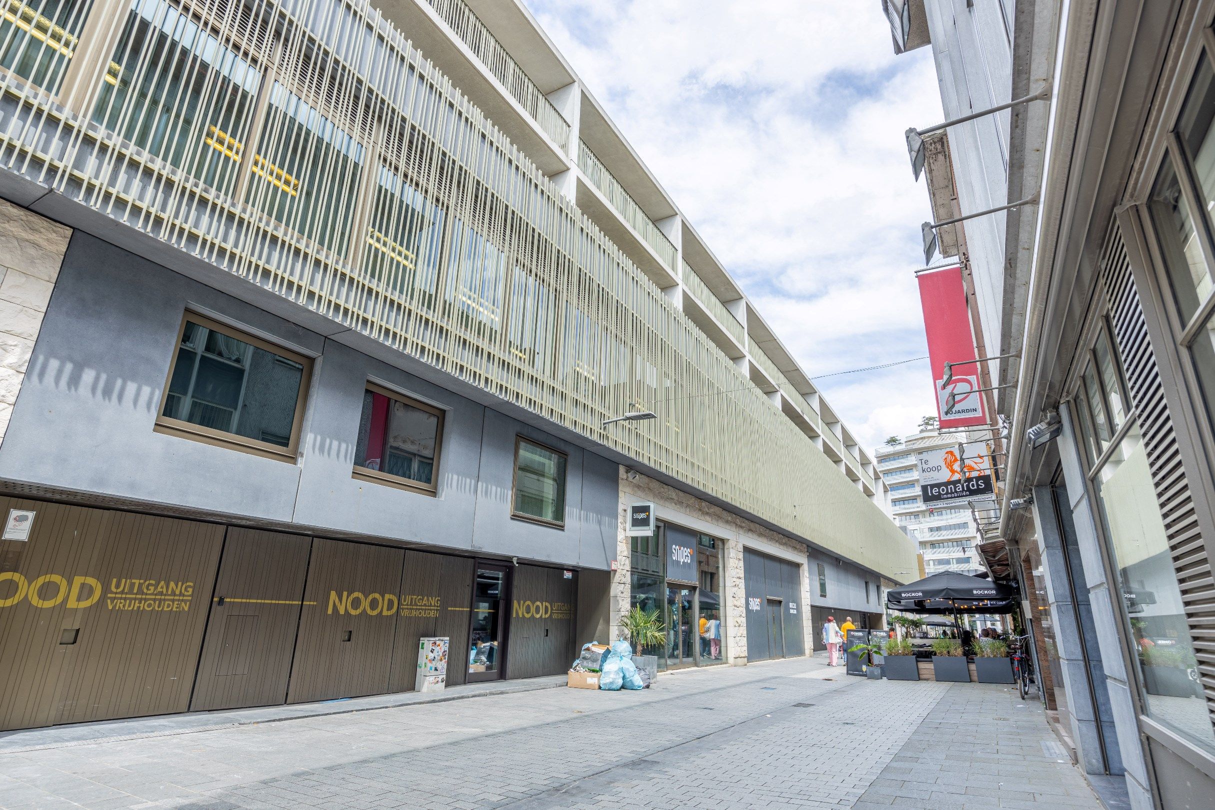 APPARTEMENT MET ÉÉN SLAAPKAMER EN TERRAS foto 19