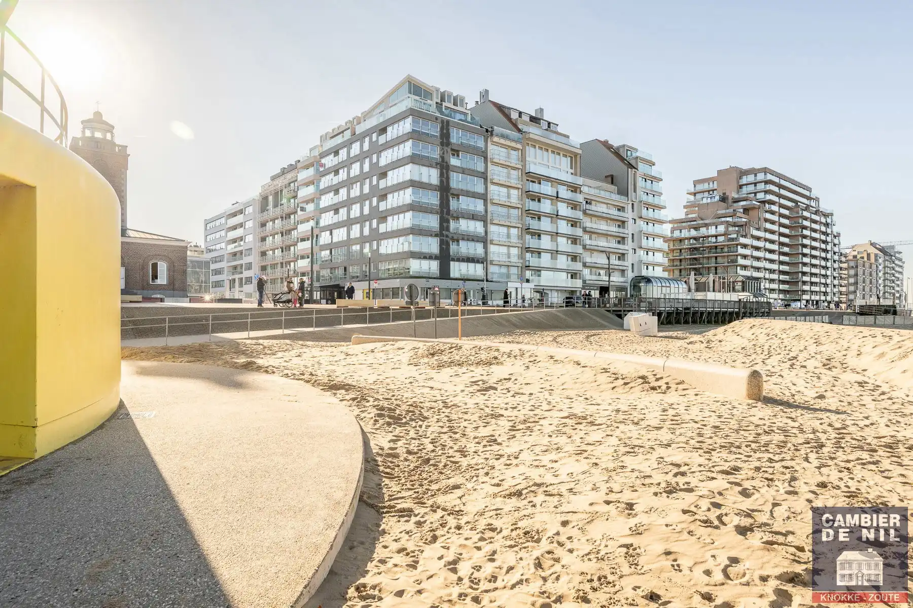 Horeca pand gelegen op een top locatie, op de hoek van de Zeedijk-Knokke en het Lichttorenplein! foto 11
