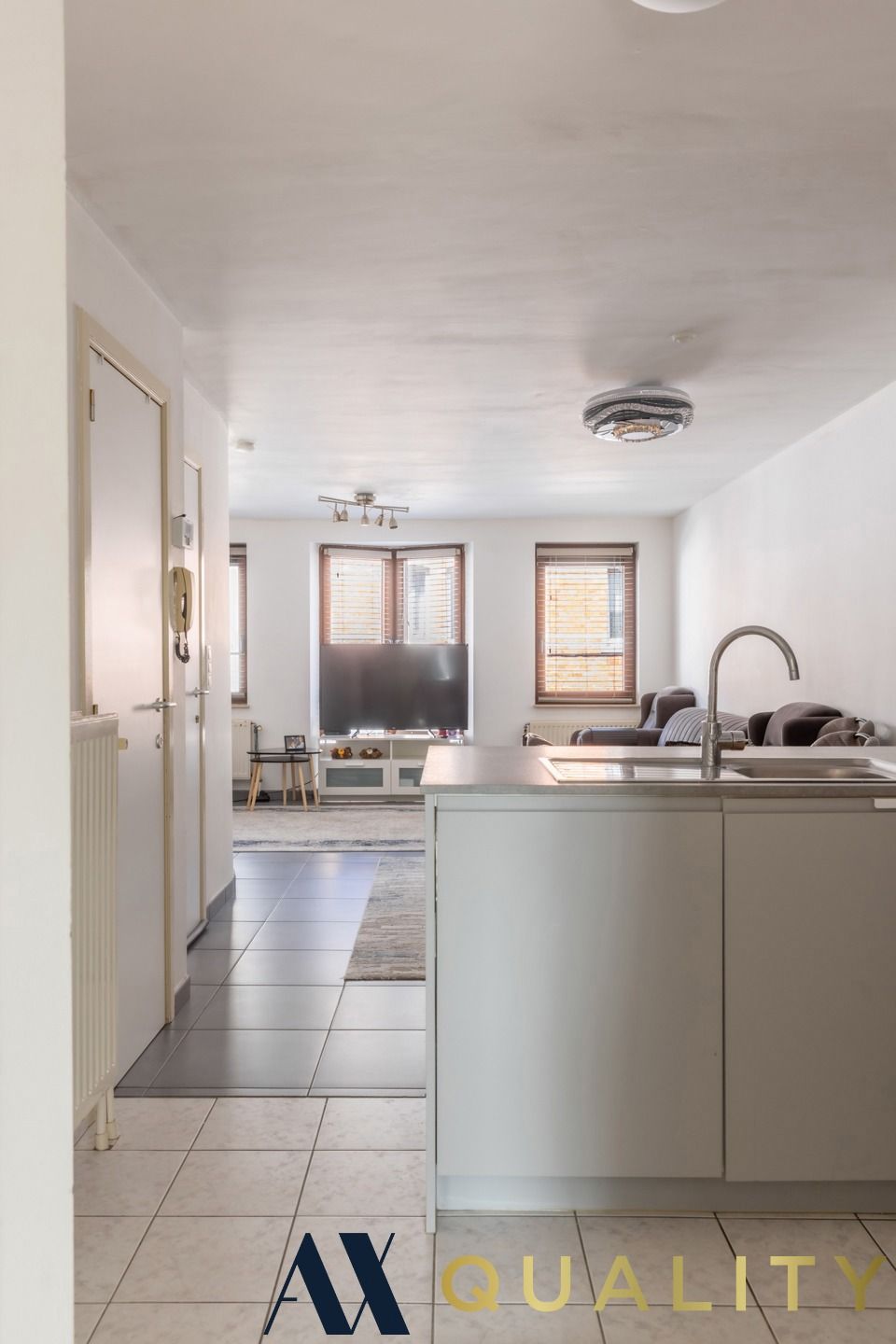 Instapklaar 2 slpk.-appartement  gelegen op de 1ste verdieping foto 8
