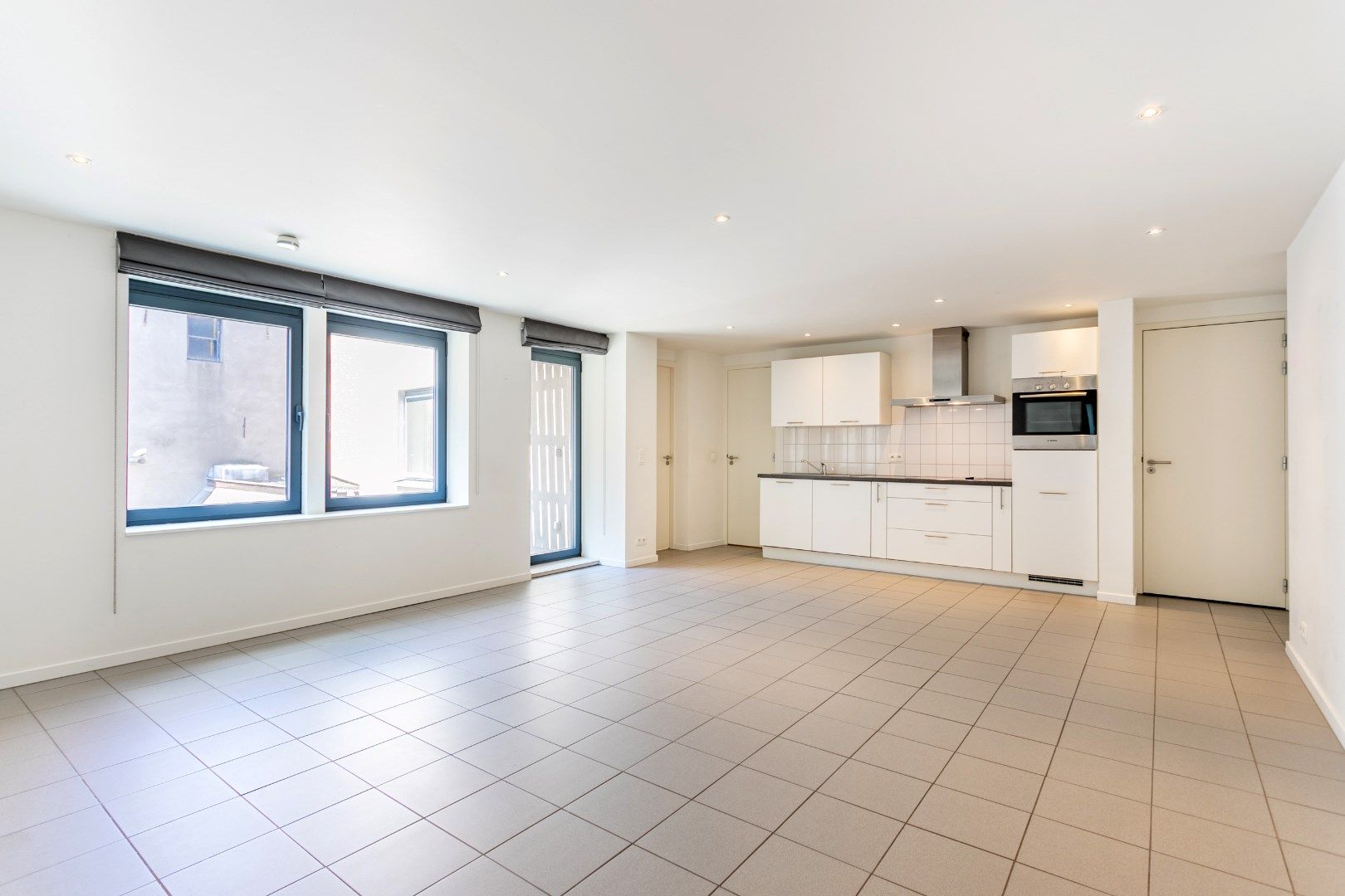 Appartement 1 slpk met ruim terras centrum Halle foto 3