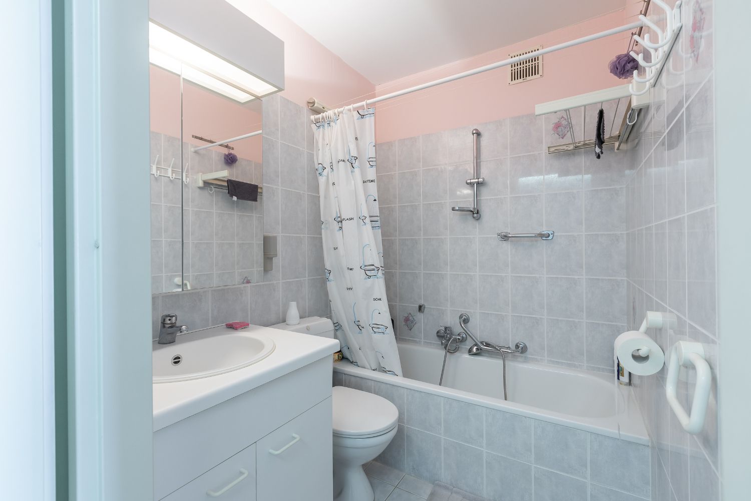 Ontdek deze charmante en ruime studio op de 5e verdieping van Residentie Square! foto 13