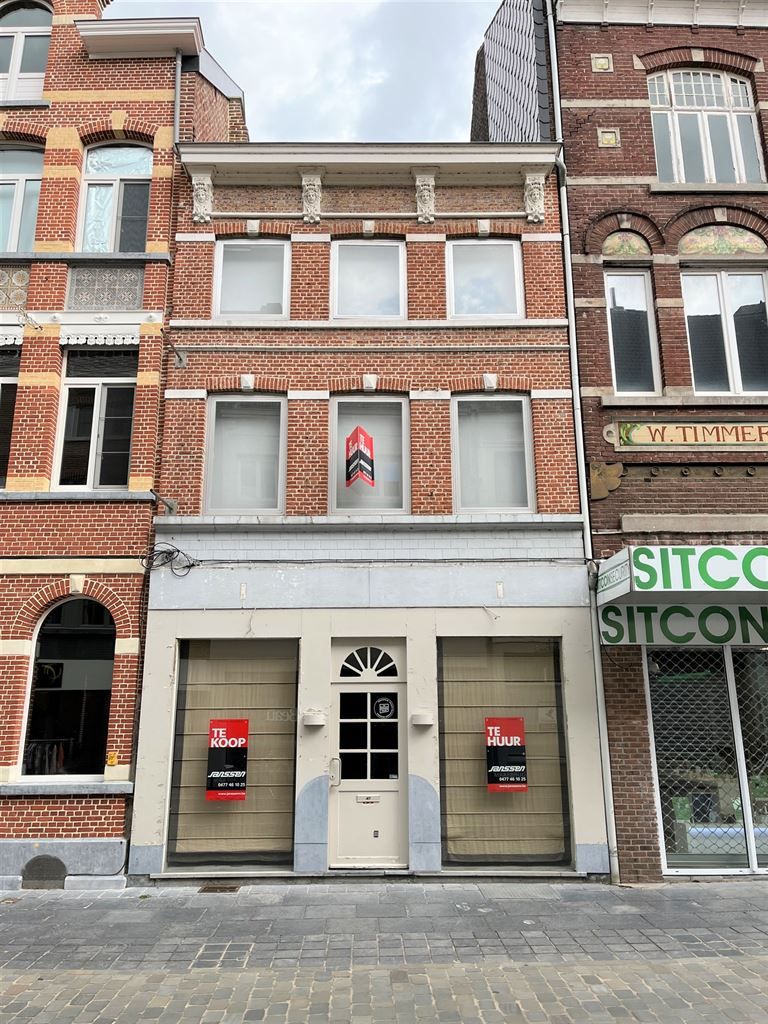 Commerciële ruimte te koop Bosstraat 41 - 3680 MAASEIK