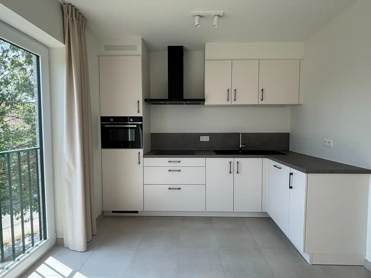 Stijlvol nieuwbouwappartement met 2 slaapkamers, ruim terras, ondergrondse staanplaats en berging in Residentie Groenloo – Koningslo (Vilvoorde) foto 13