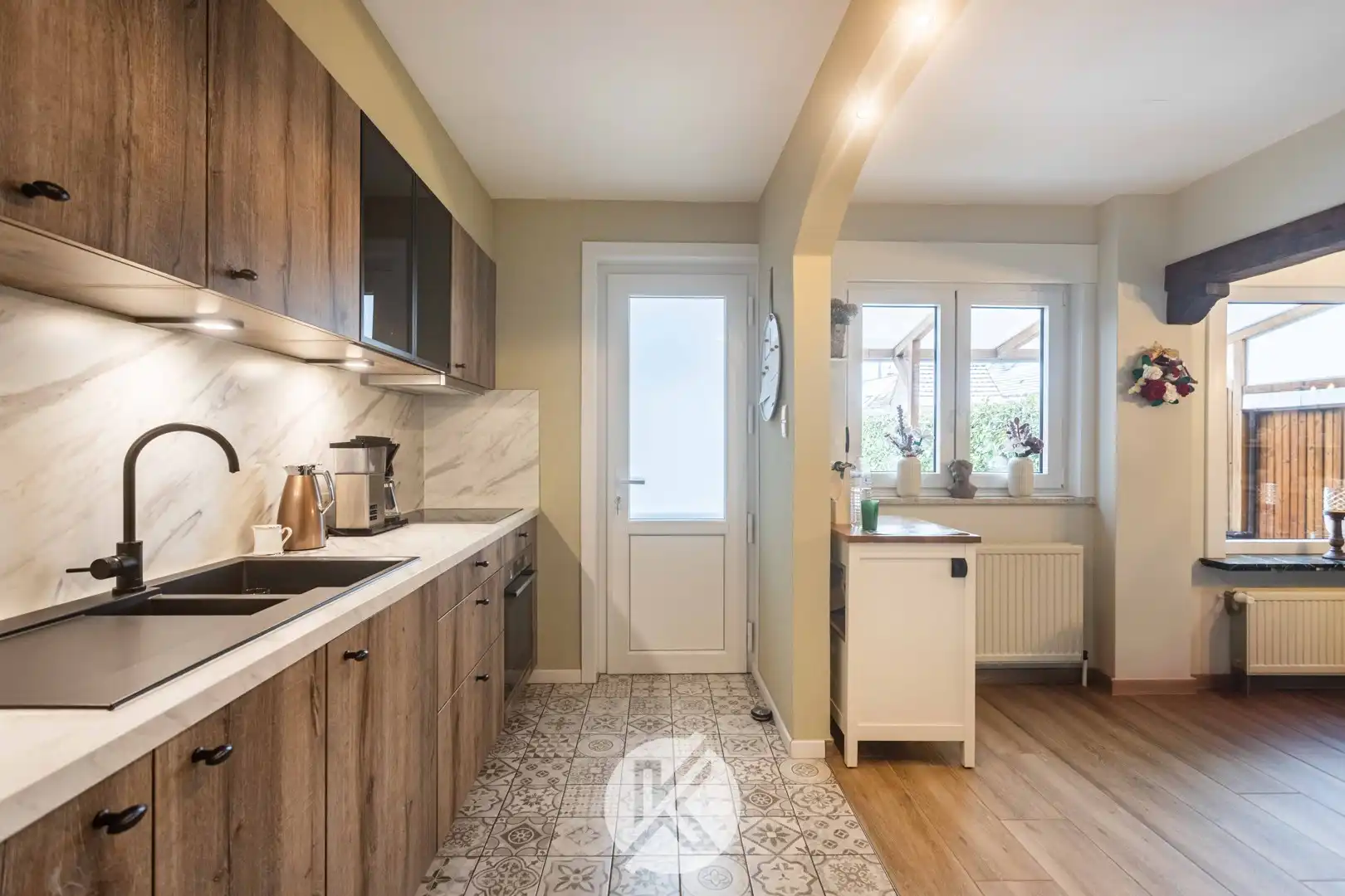 Gerenoveerde woning op rustige ligging foto 9