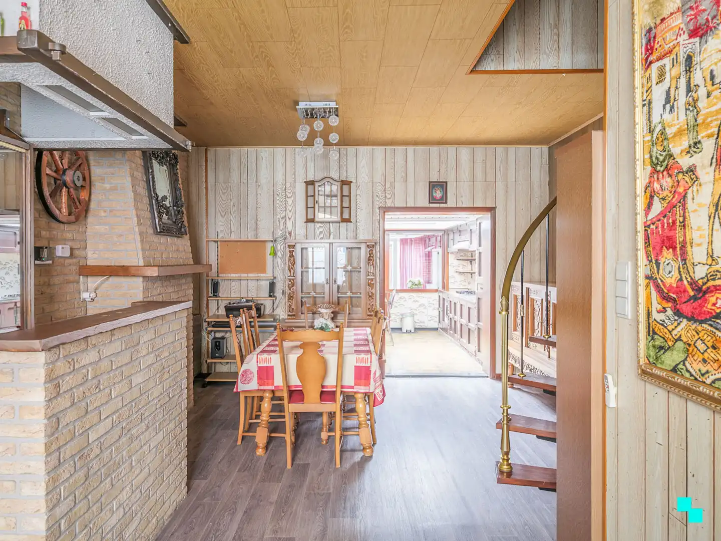 Te renoveren woning met gezellige tuin foto 2