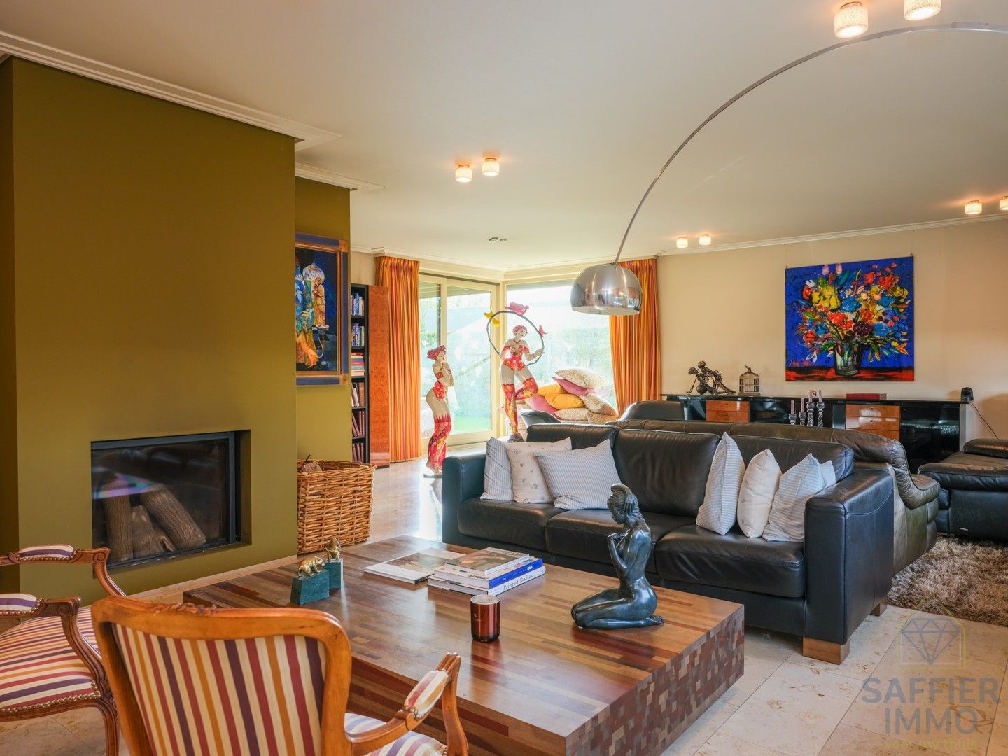 Ruim gebouw in amabachtzone met uitbreidingsmogelijkheden foto 3