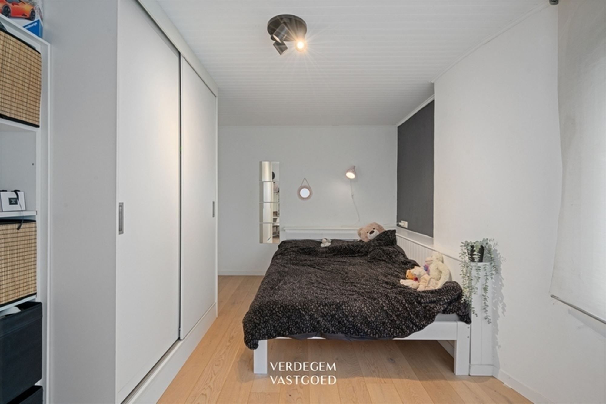 Verrassend ruime gezinswoning met 3+1 slaapkamers en geniettuin foto 16