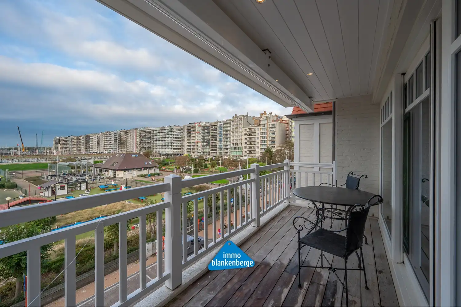 Prachtig instapklaar appartement met zicht op de jachthaven van Blankenberge foto 4