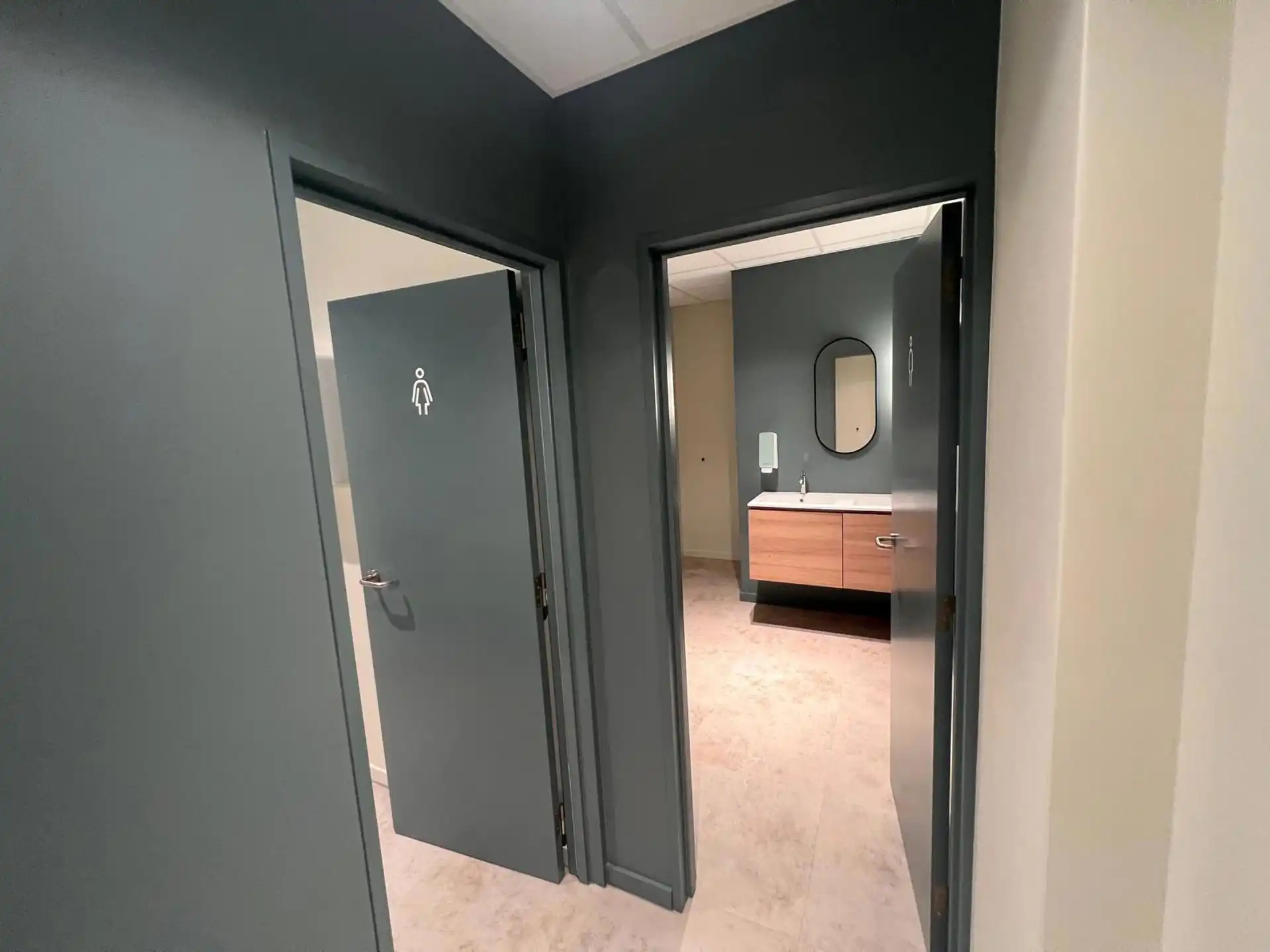 Te Huur : Kantoorruimte Schomhoeveweg 15 foto 22