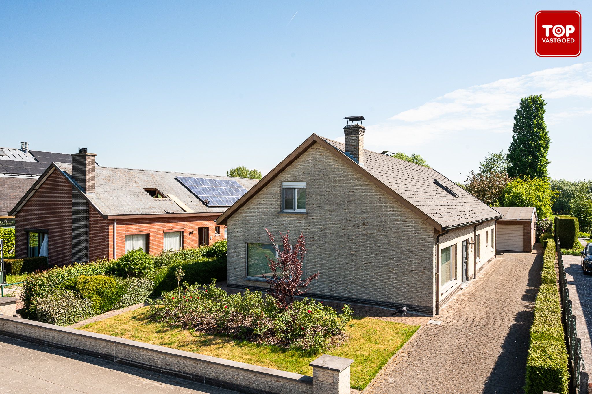 Energiezuinige instapklare woning met 5 slaapkamers en prachtige tuin foto {{pictureIndex}}