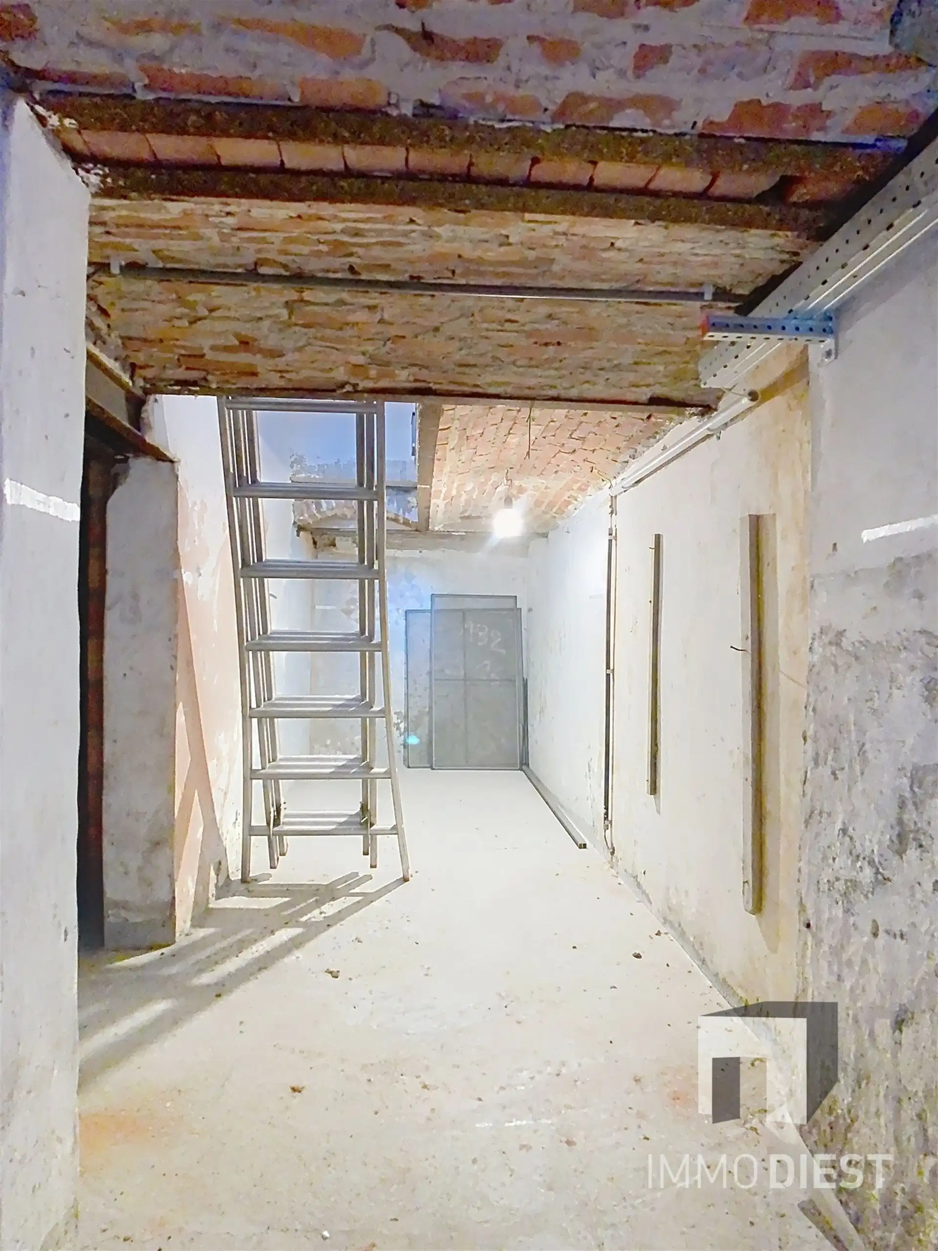 Moderne, lichtrijke woning met aangename tuin aan de voet van hartje Scherpenheuvel. foto 36