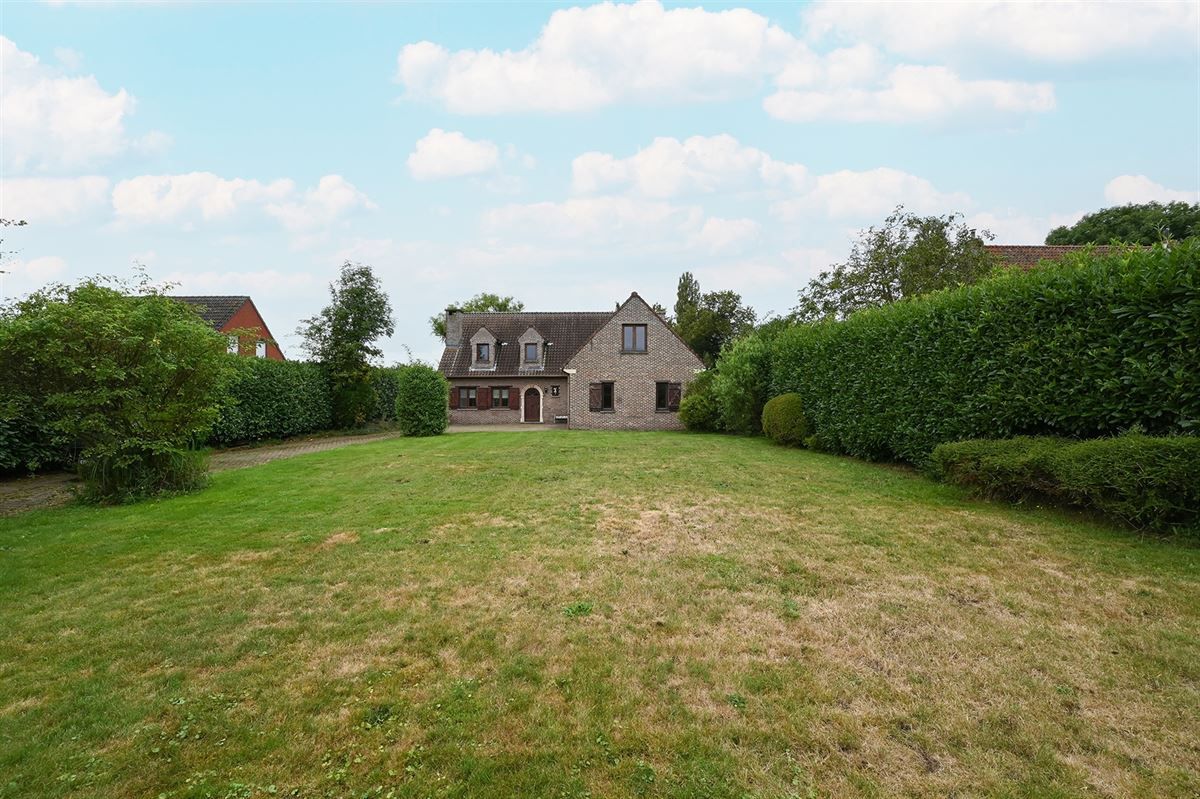 Ruime villa op toplocatie foto 27