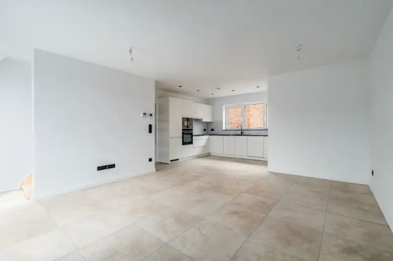 Nieuwbouw APP 2e verdiep  - 4 slpkmrs! foto 3