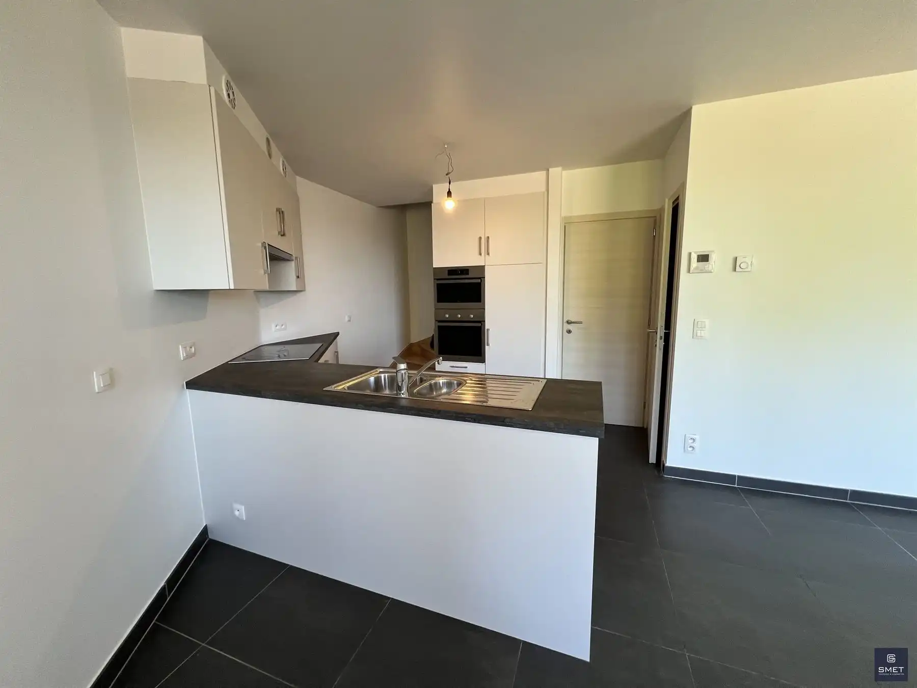 RUIM DUPLEX APPT. MET 2 SPKS, TERRAS EN GARAGE foto 7