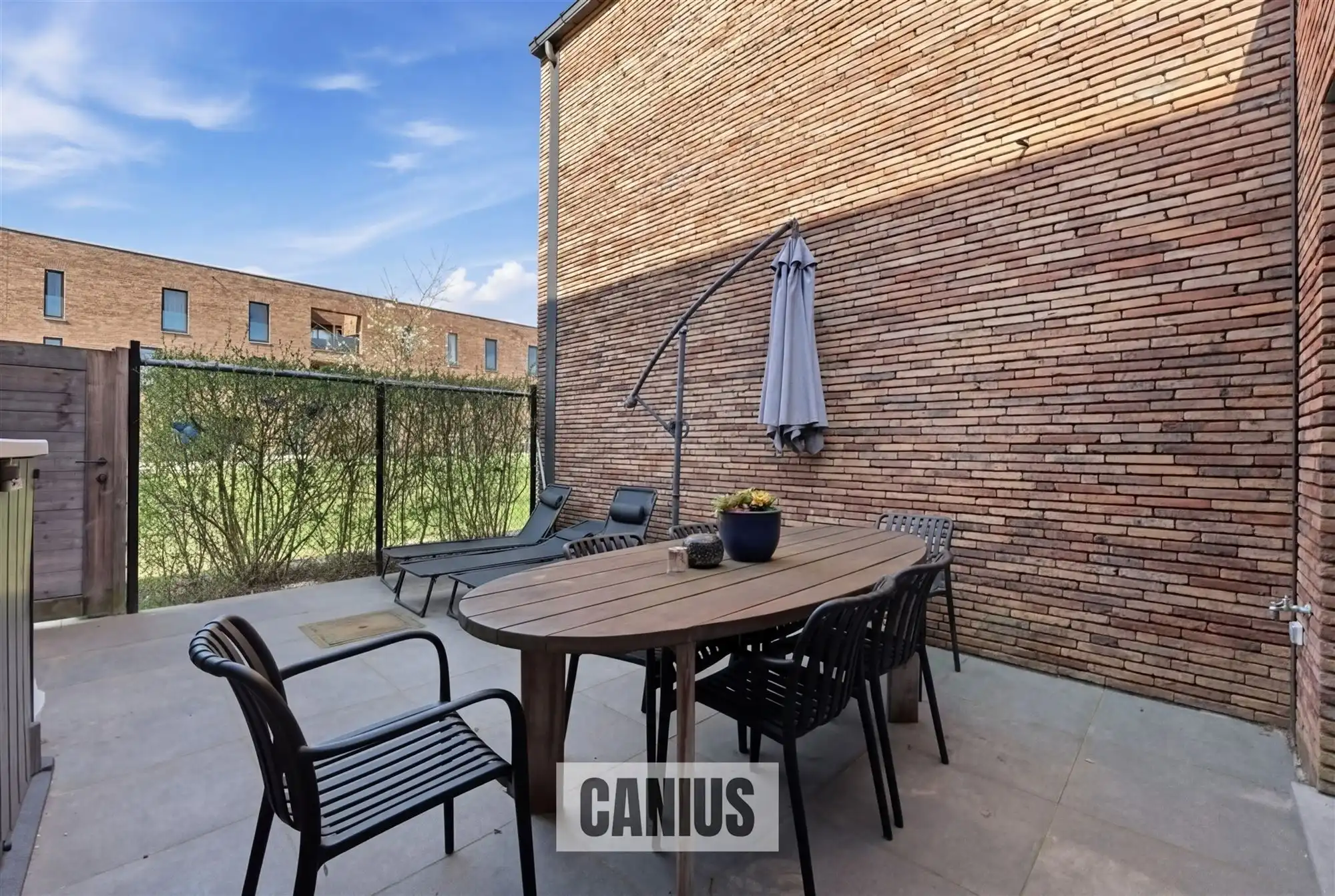 KNAPPE WONING NABIJ HET CENTRUM foto 6