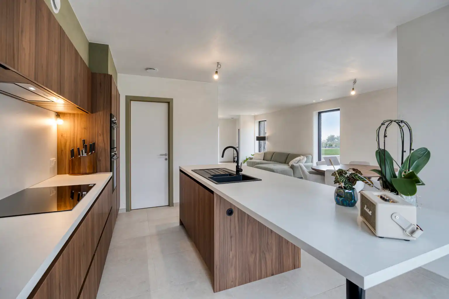 Mooie nieuwbouwwoning onder het registratierecht foto 14