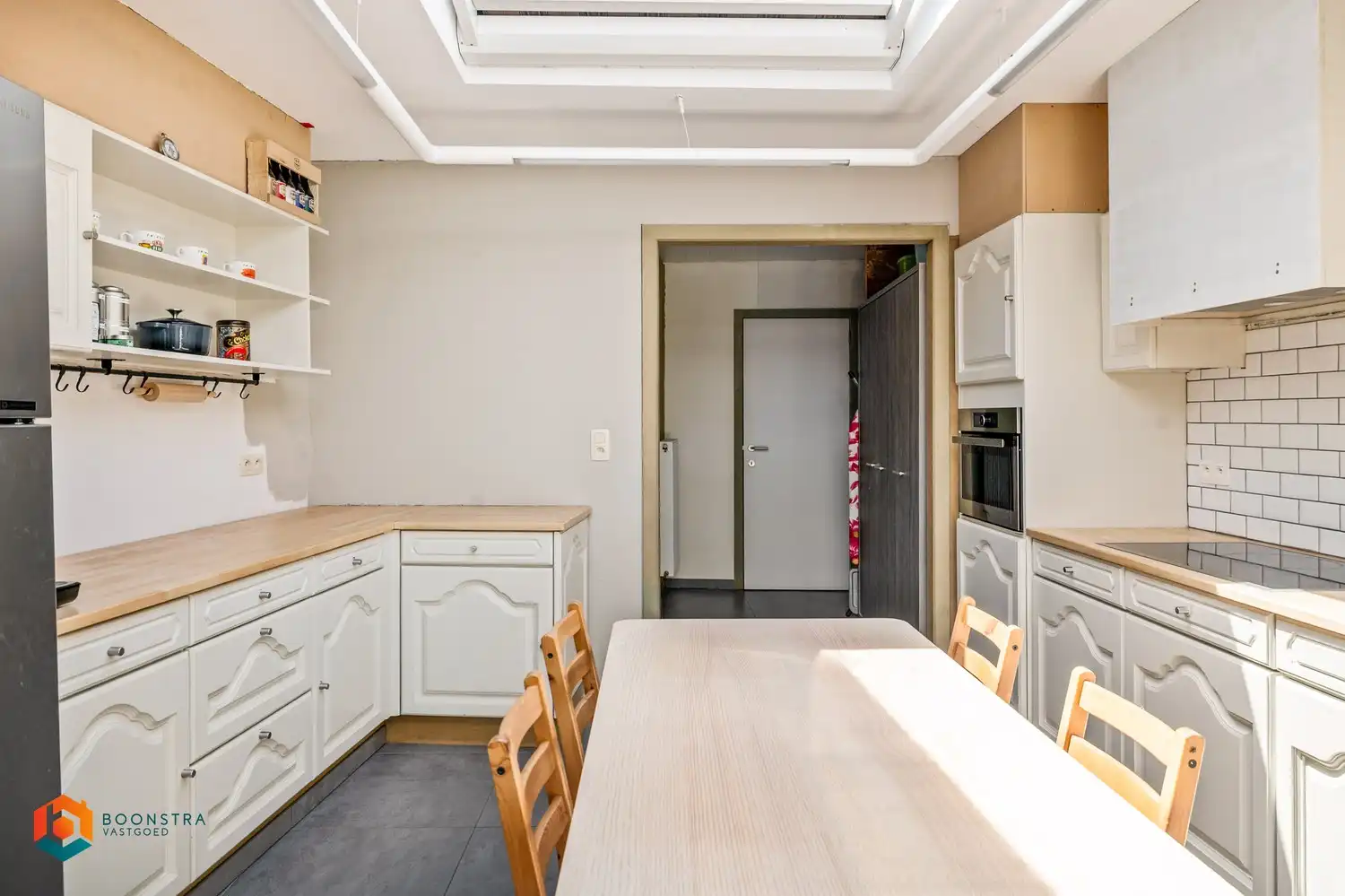Instapklare woning met 3 slpkrs met gezellig terras en tuin foto 8