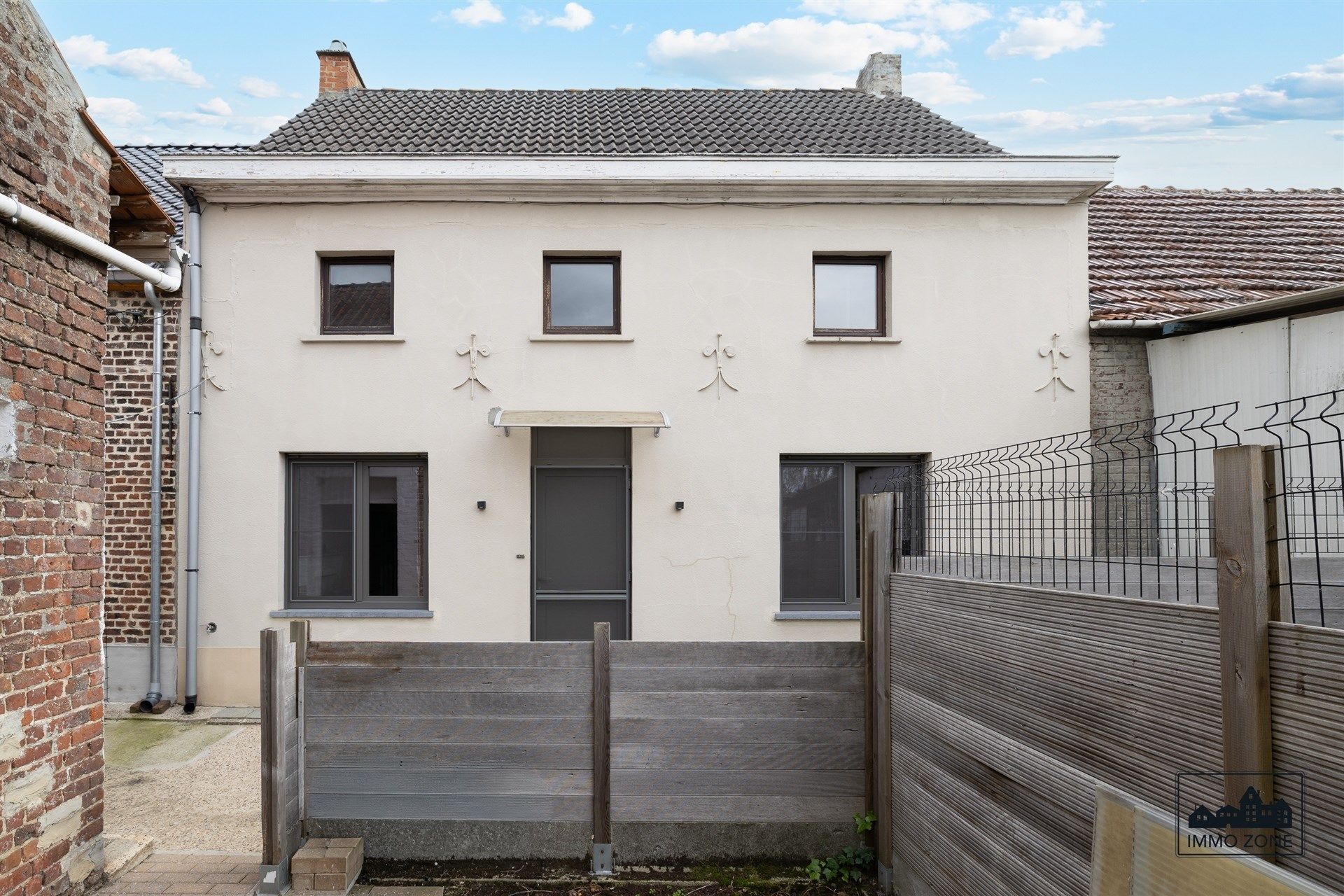 Op te frissen woning met veel potentieel foto 23