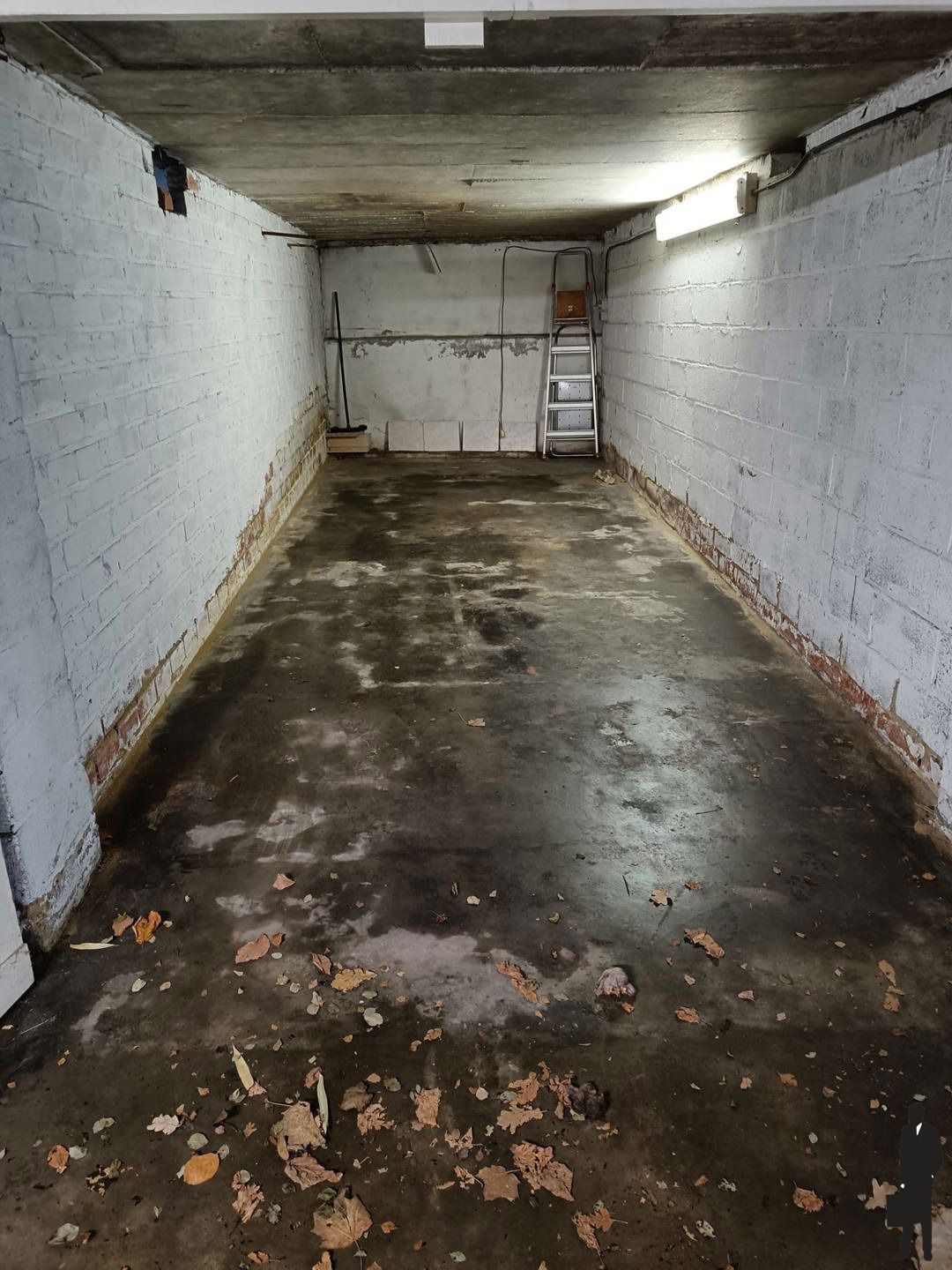 Appartement met 2 slaapkamers, terras en garagebox te huur! foto 11