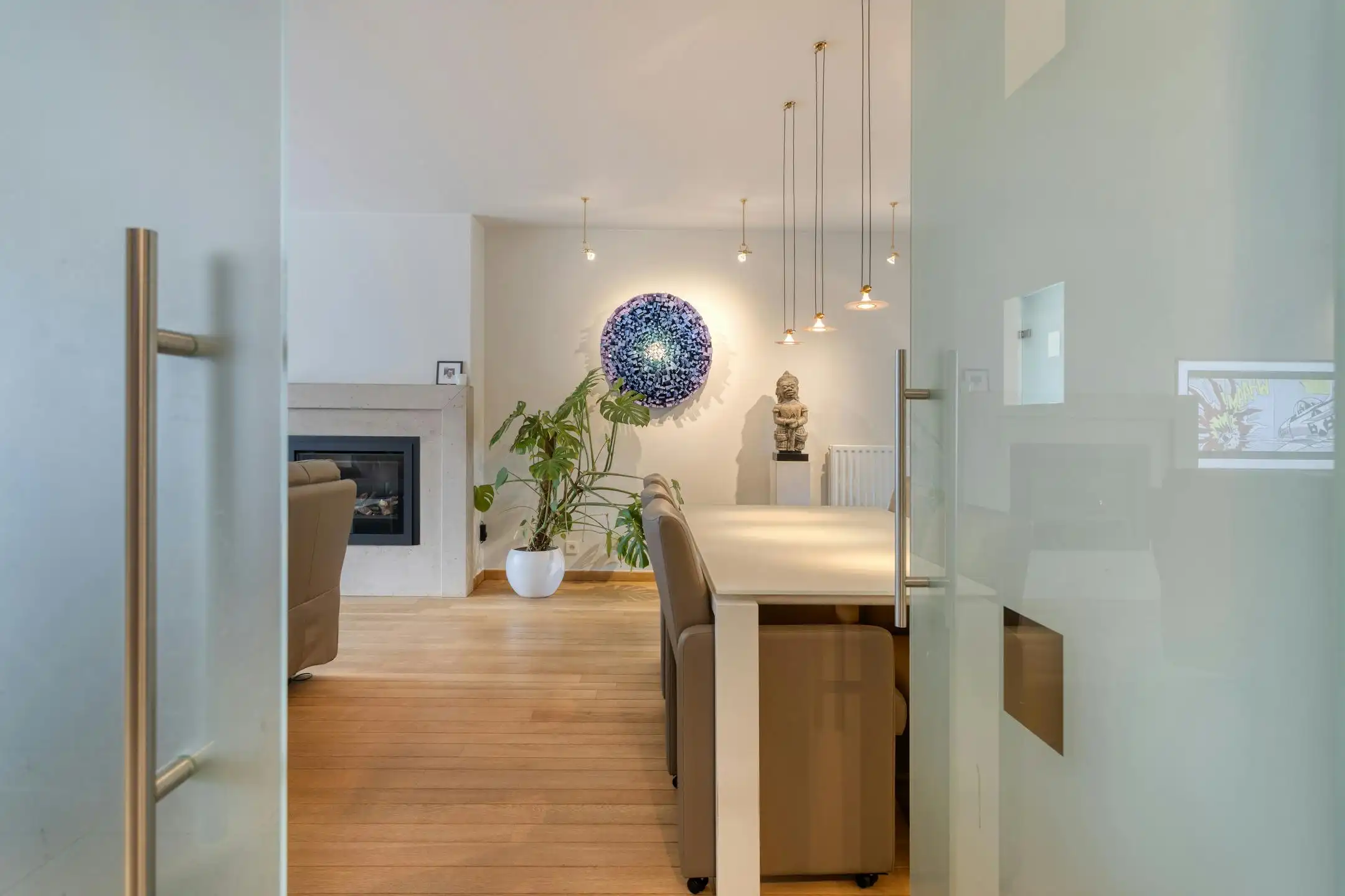 Energiezuinige woning met praktijk- of kantoorruimte foto 2