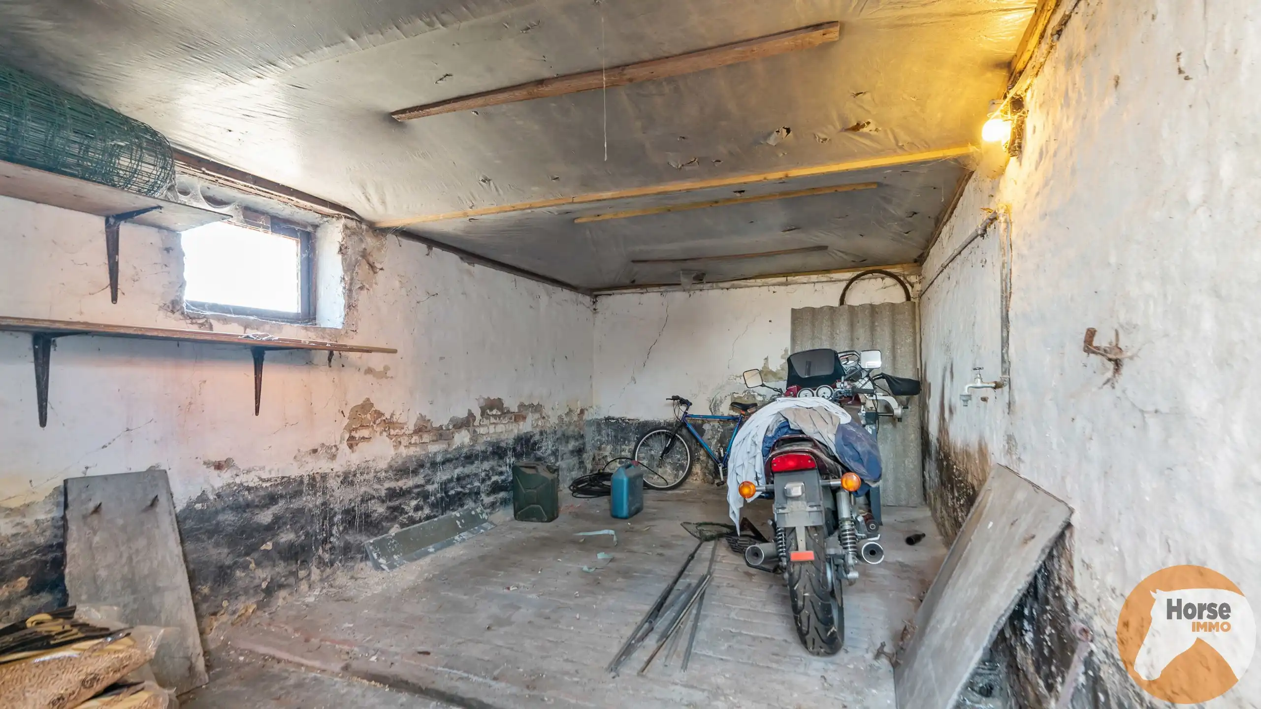 TORHOUT - Landelijk gelegen te renoveren langgevelwoning foto 23