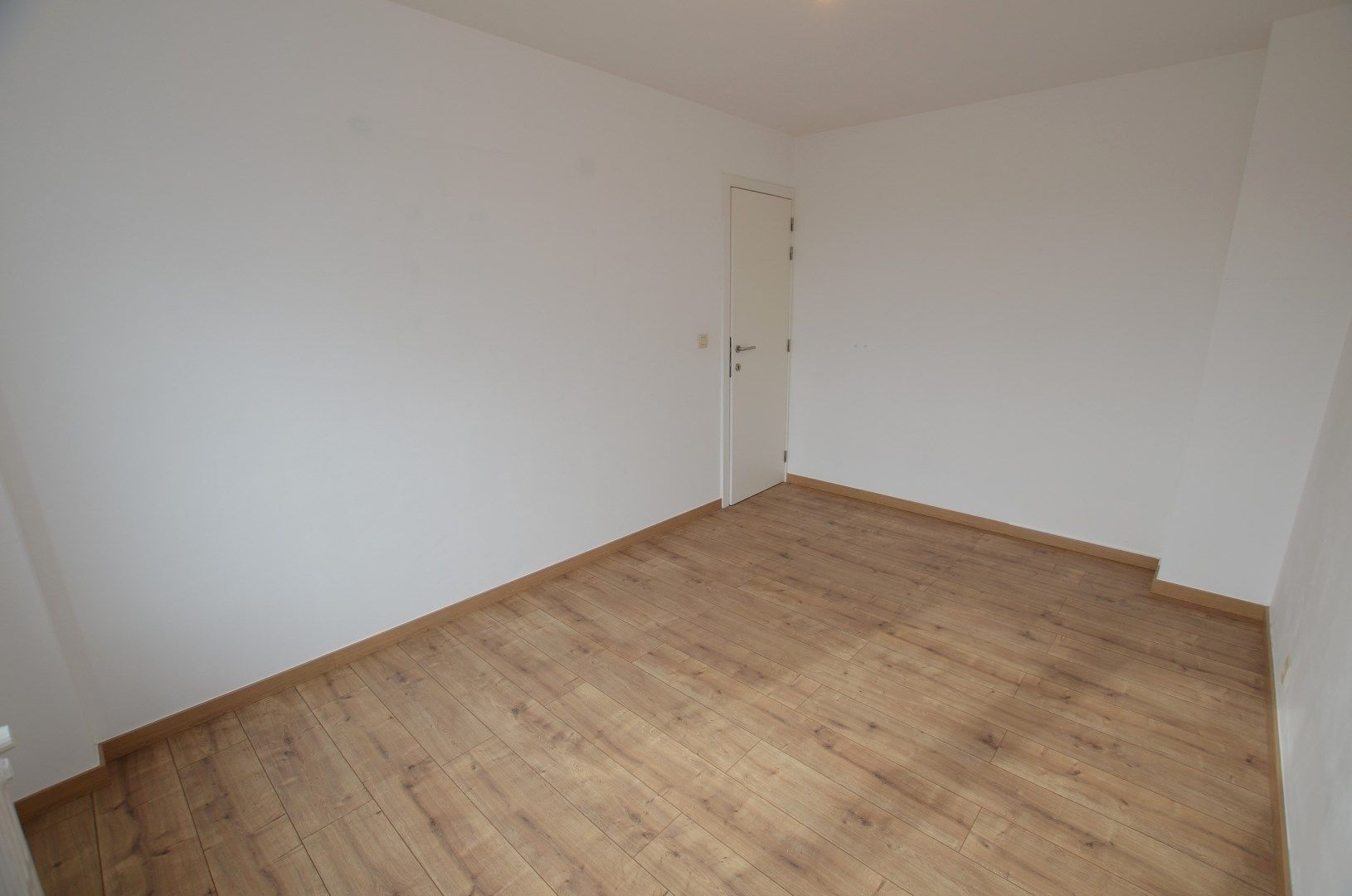 Lichtrijk volledig gerenoveerd hoekappartement  foto 5
