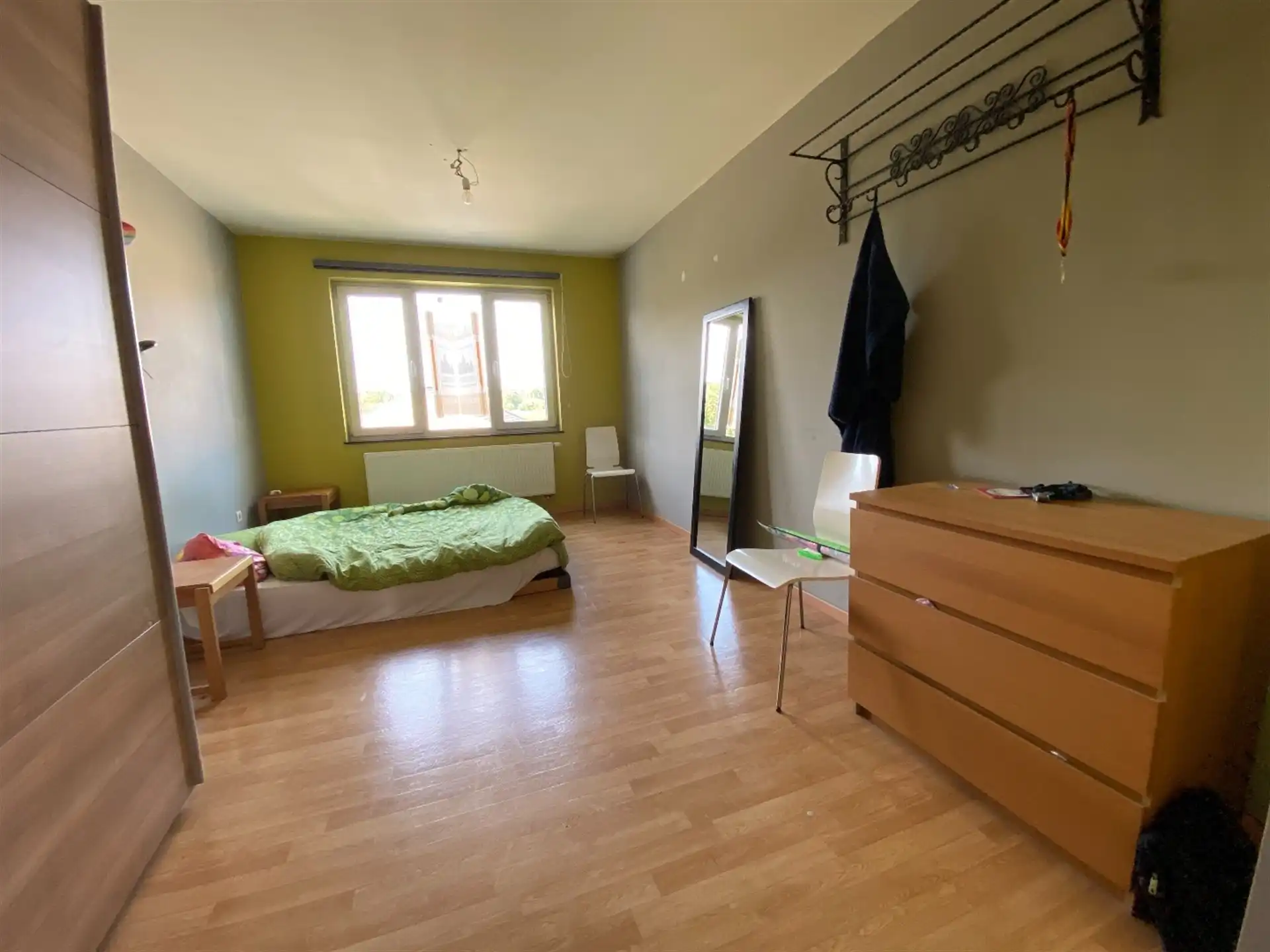 Gunstig gelegen ruime woning met onderhoudsvriendelijke tuin. foto 16