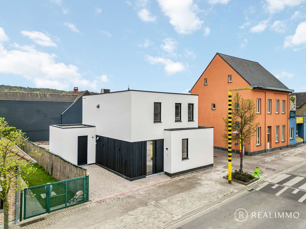 Ruime, moderne nieuwbouwwoning in hartje Ruien foto 2