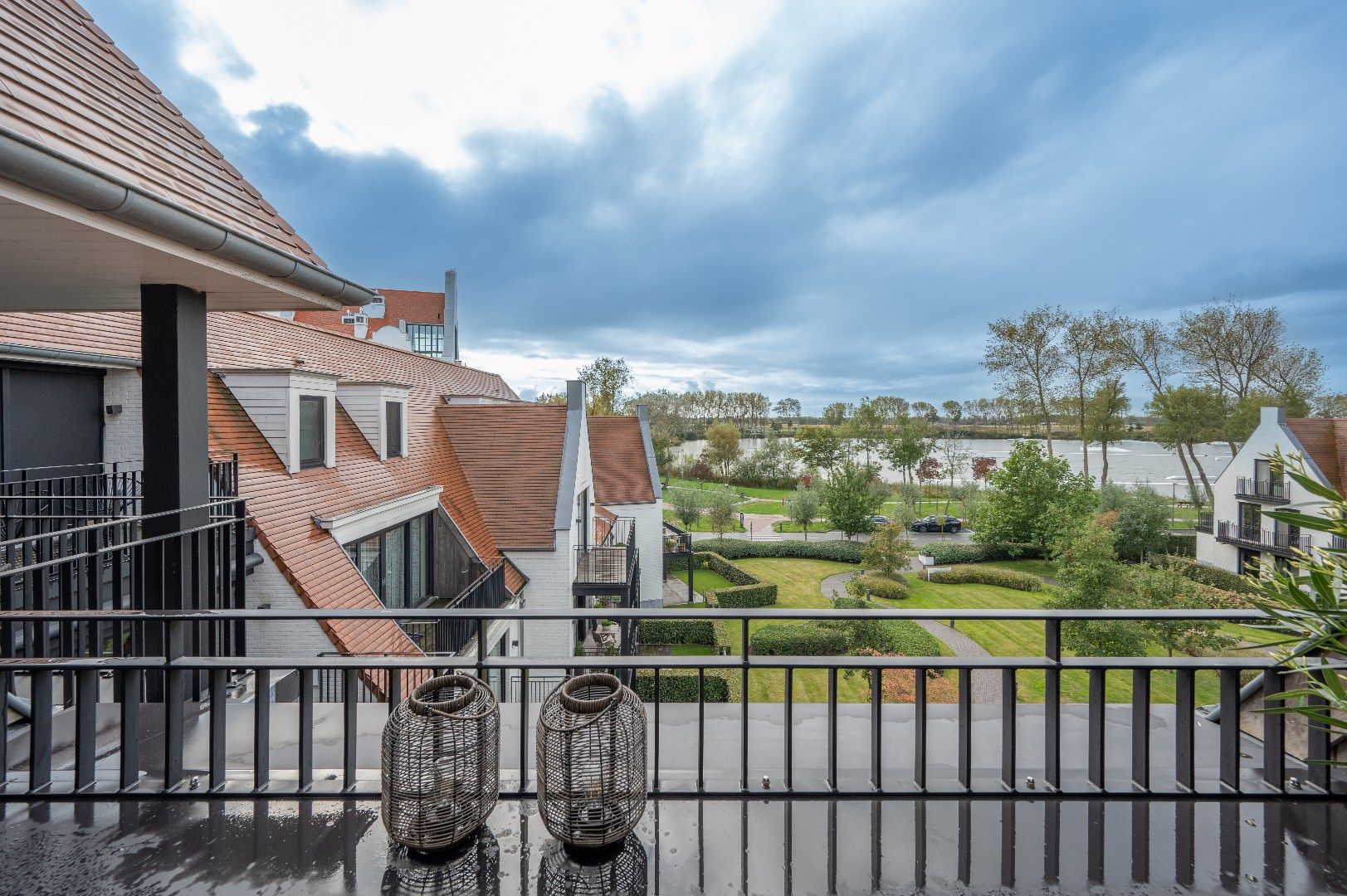 Gezellig ingerichte penthouse met frontaal meerzicht te Duinenwater foto 4