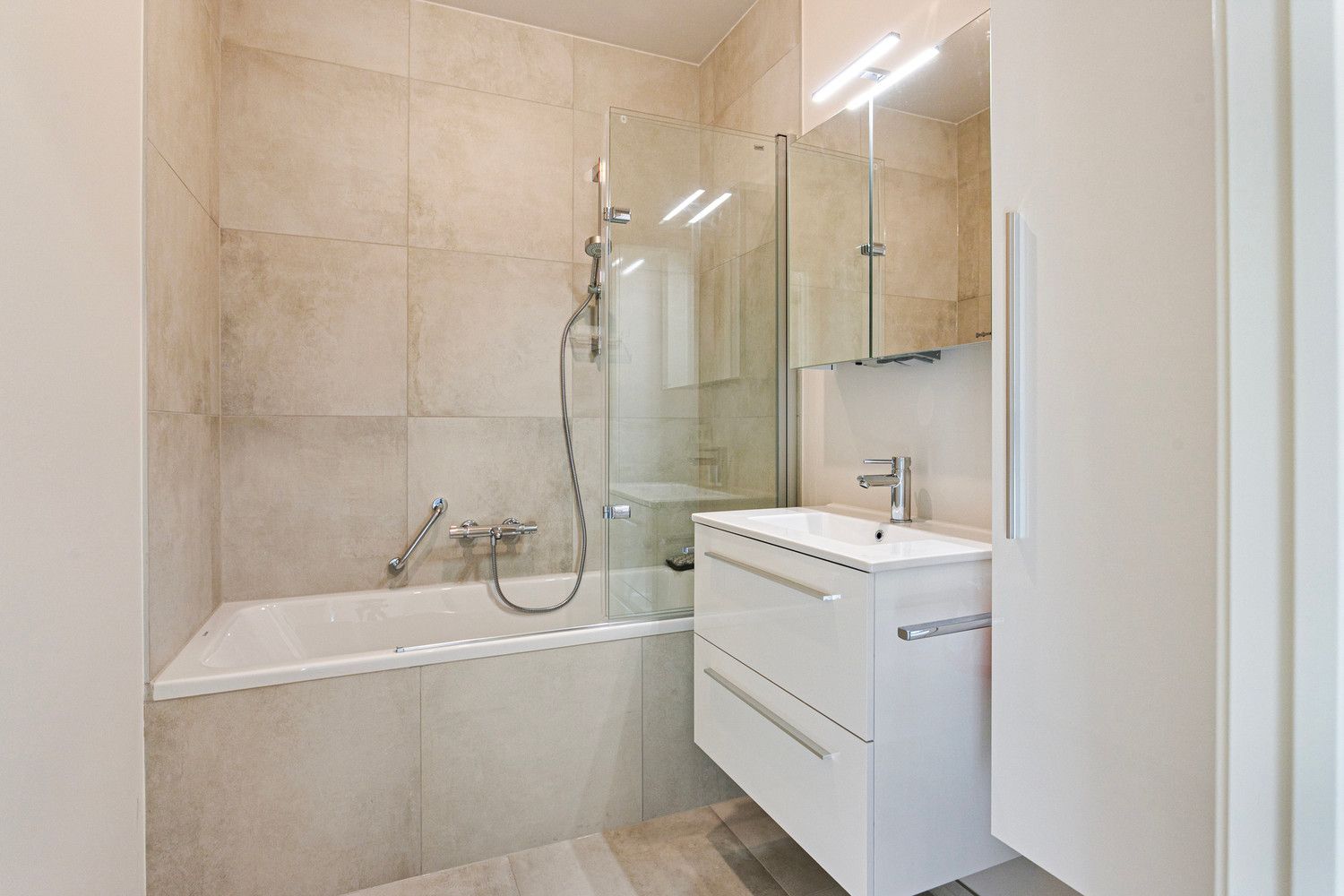 ENERGIEZUINIG (E-PEIL 19) NIEUWBOUWAPPARTEMENT TE DIEST! foto 23