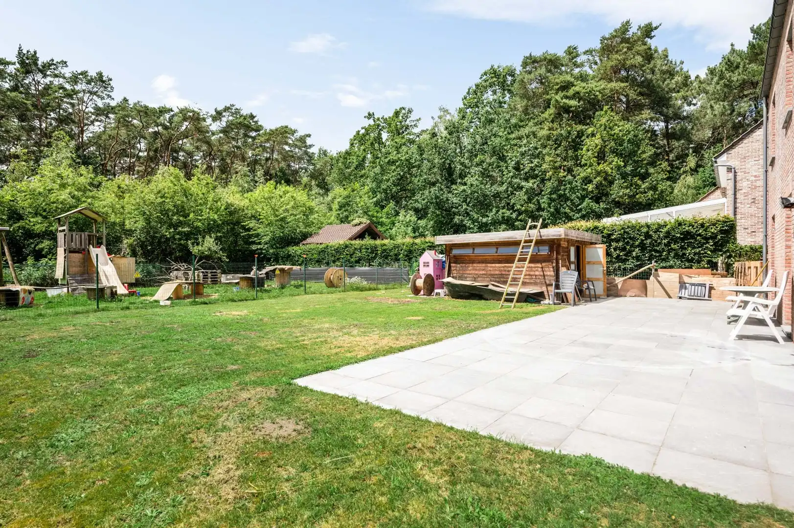 Vrijstaande woning in een rustige buurt te Langorp! foto 16