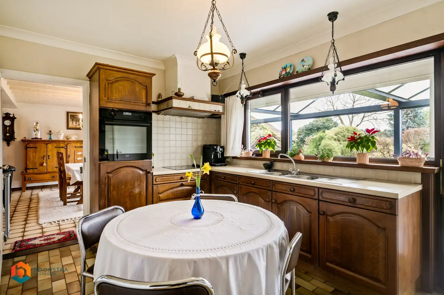 Ruime woning met 4 slpkrs, sfeervolle tuin en bijgebouw op perceel van 2206m² te Duffel foto 5