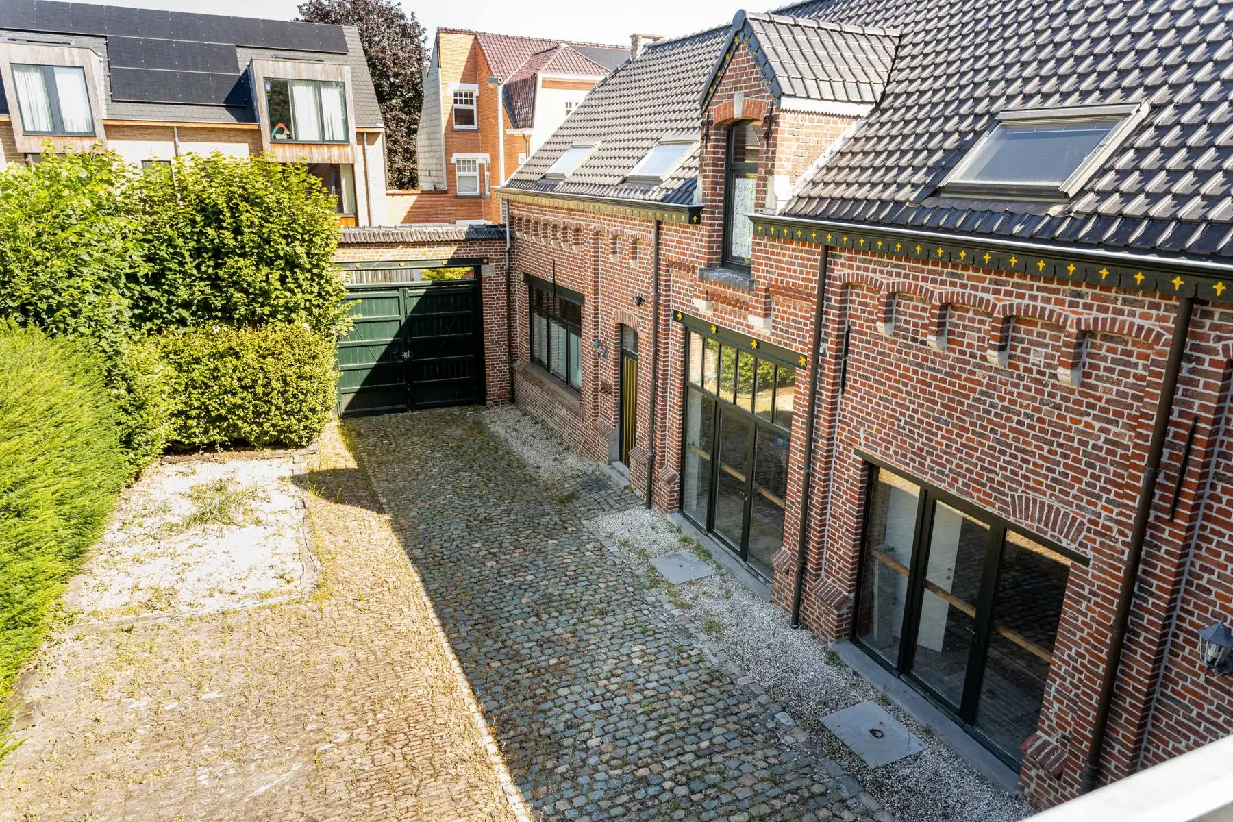 Buitengewone woning in het centrum van Haaltert. foto 18